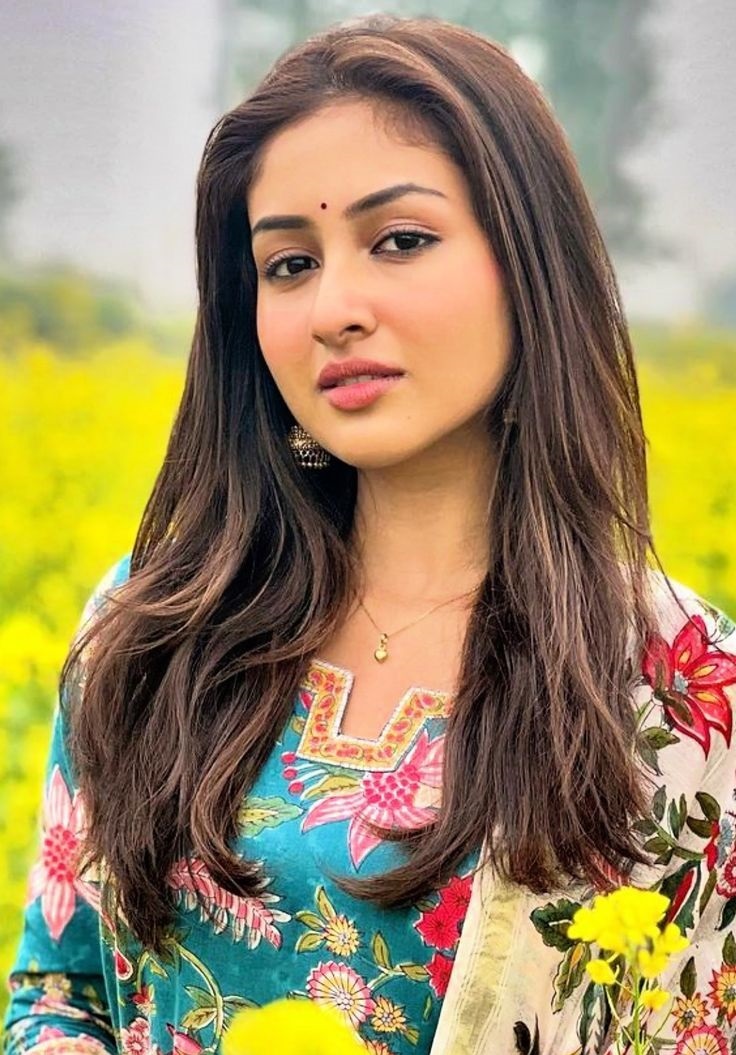 actor Aanchal Sahu large photo