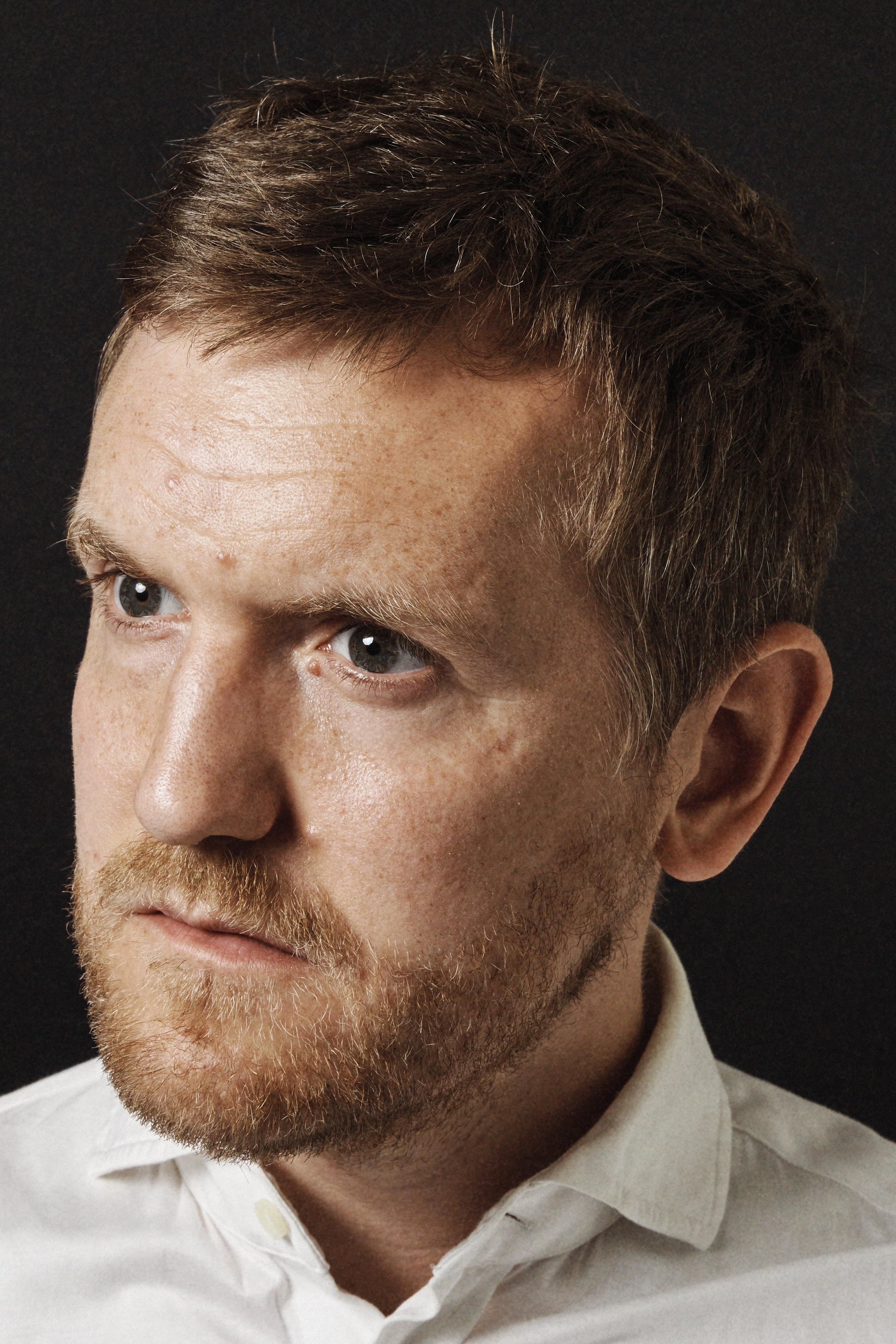 actor Elliott Crosset Hove large photo