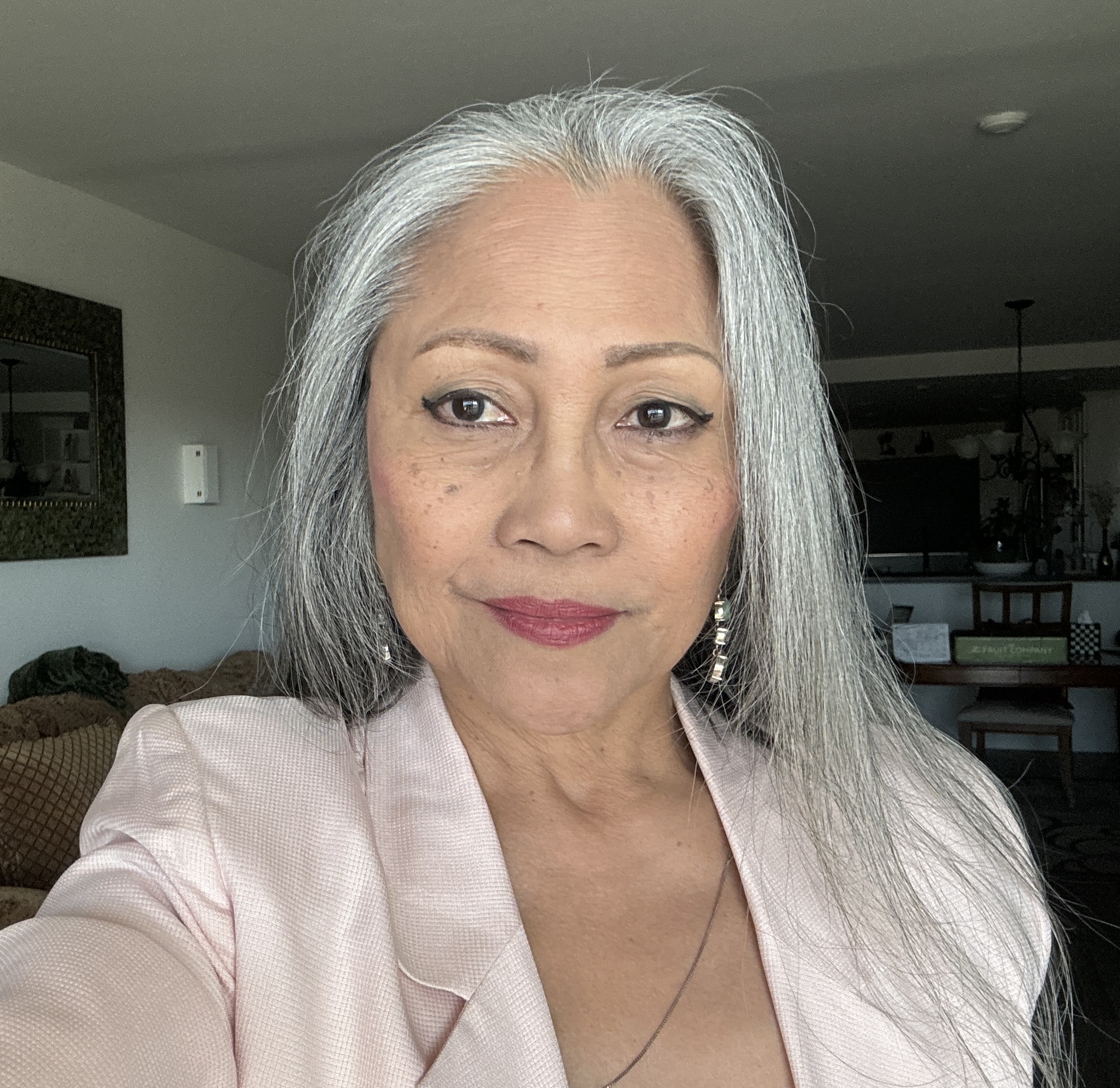 actor Tiana Bes large photo