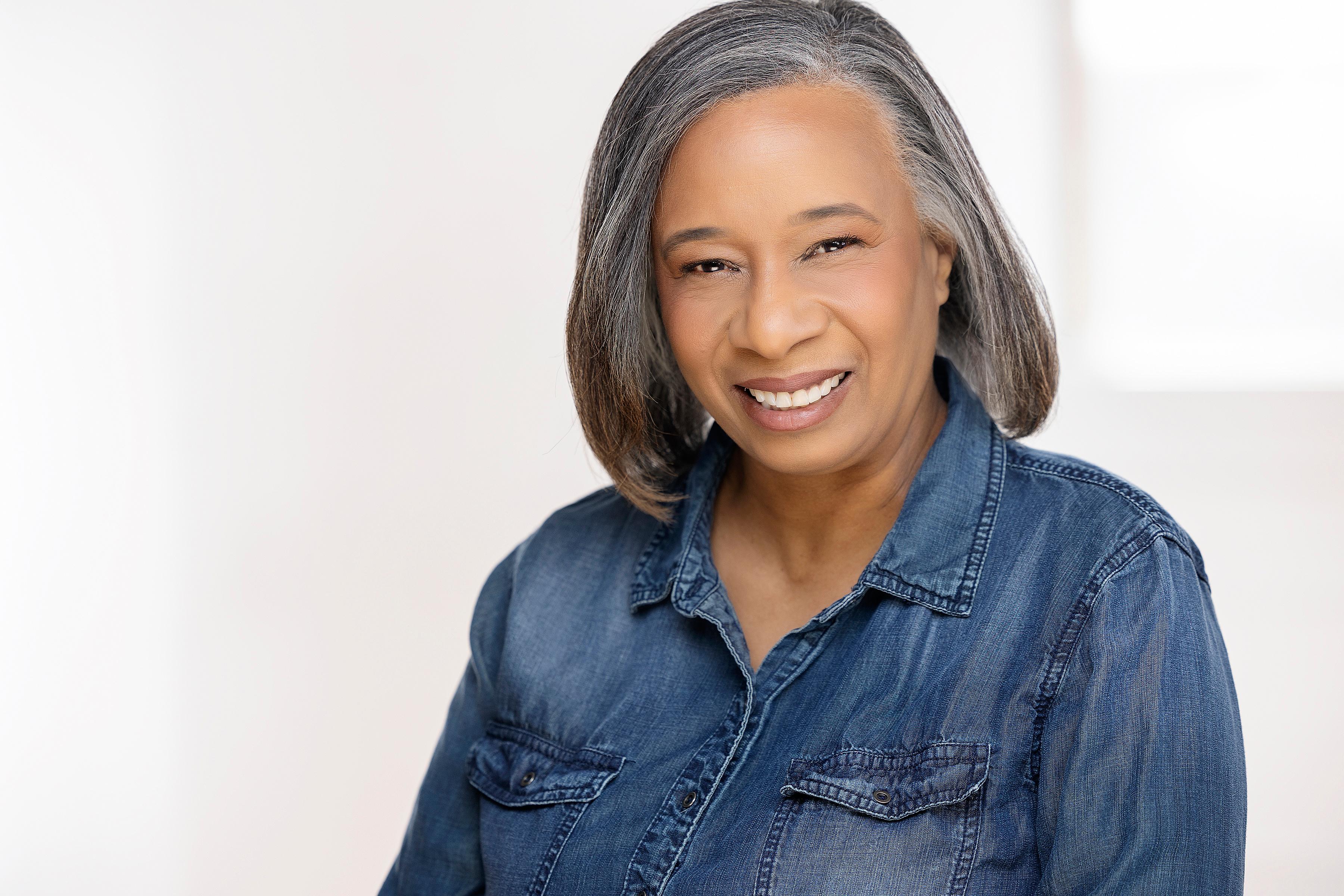 actor Kym Livingstone large photo