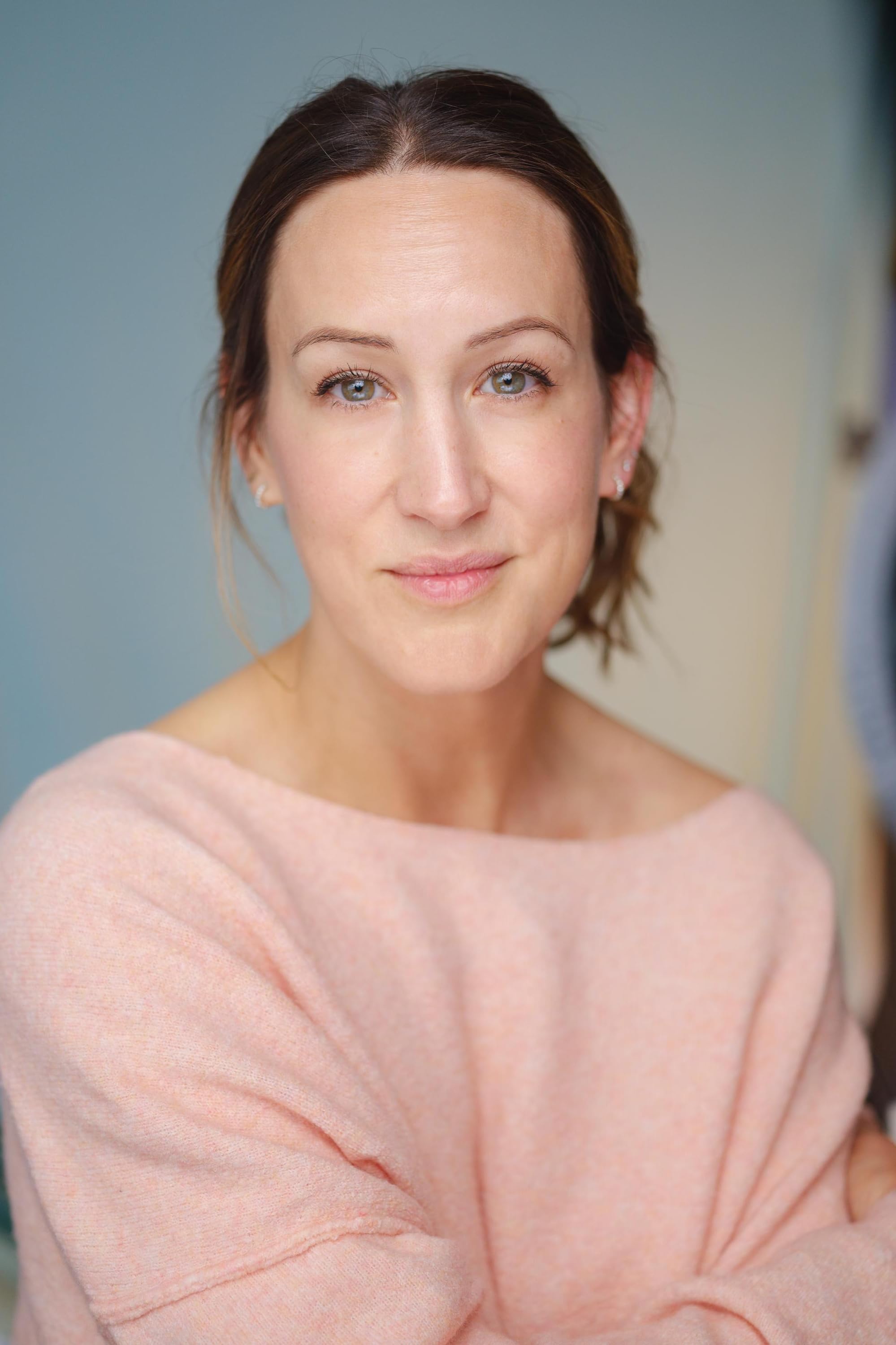 actor Sarah Noll large photo