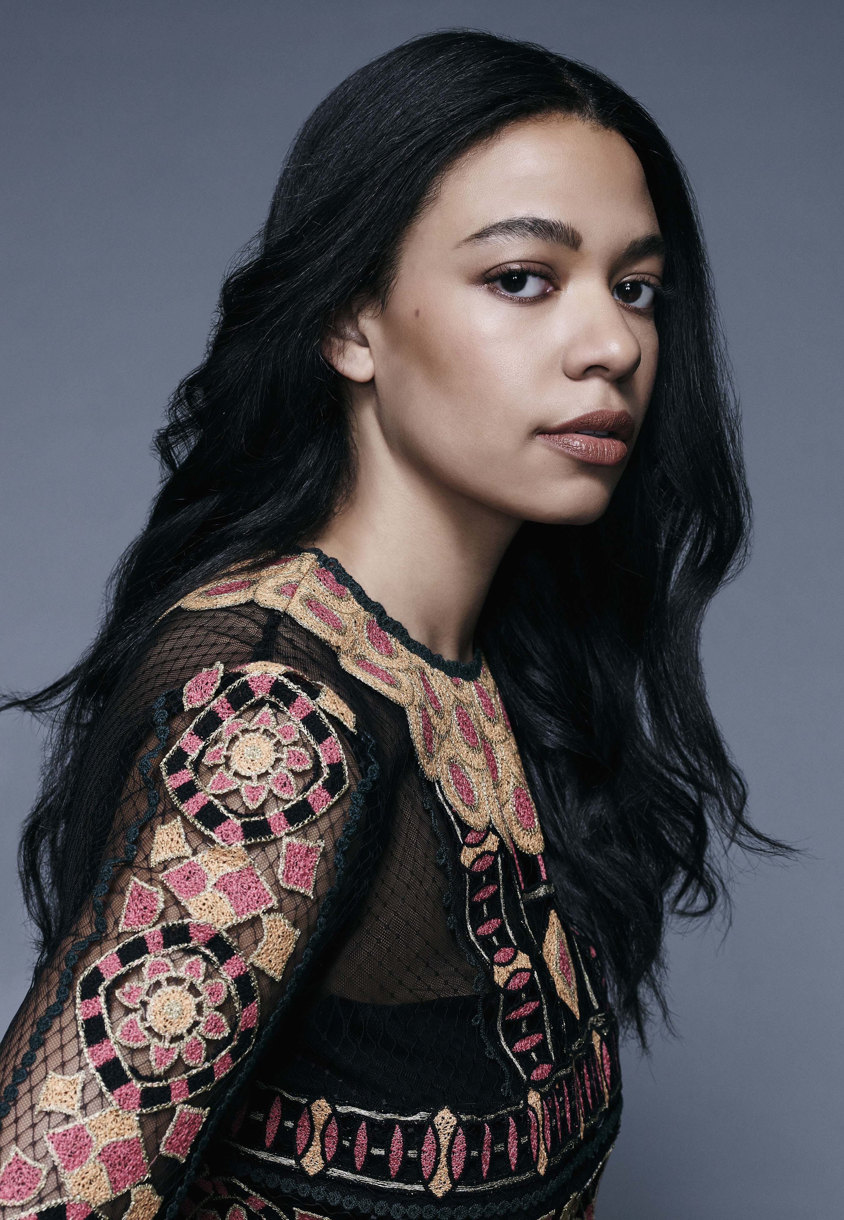 actor Aurora James large photo