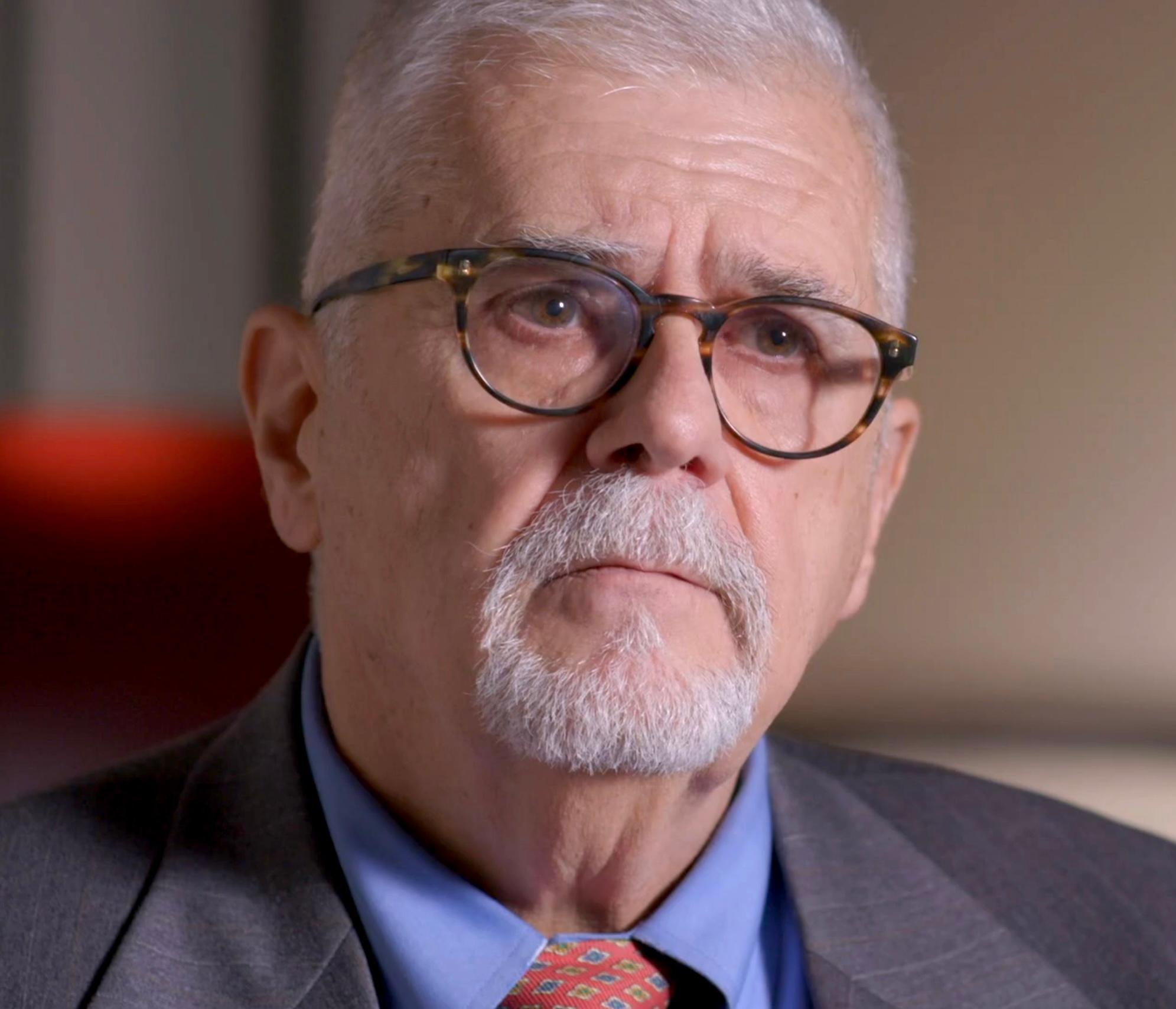 actor Kenneth Gray large photo