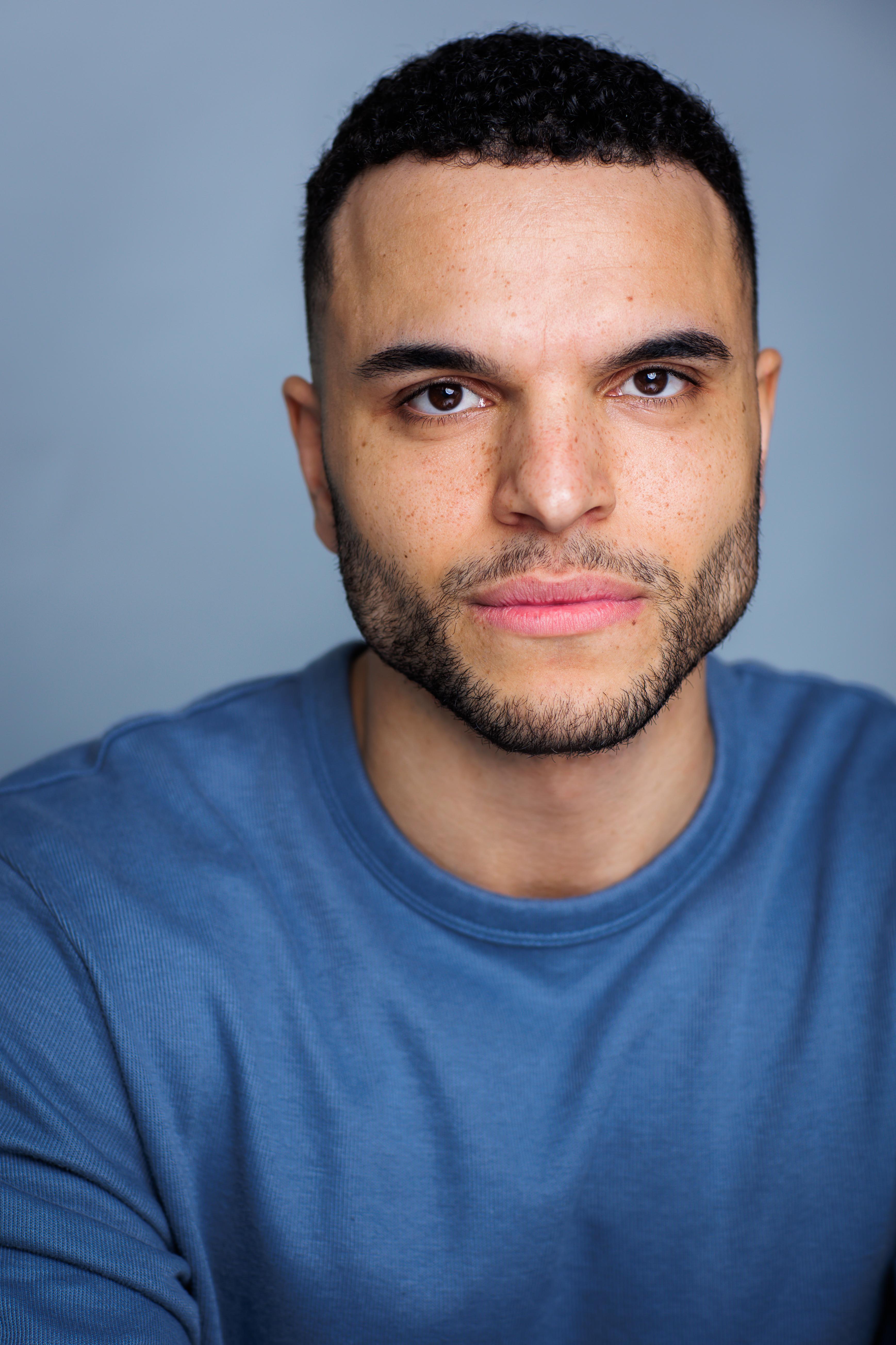 actor Josh Chambers large photo