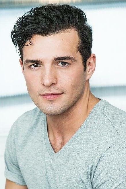 actor Matthew Thomas Rogers large photo