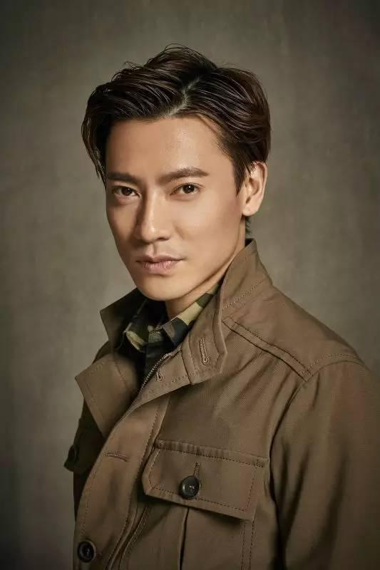 actor Shengwen Ruan large photo