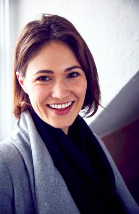 actor Jana Gallagher large photo