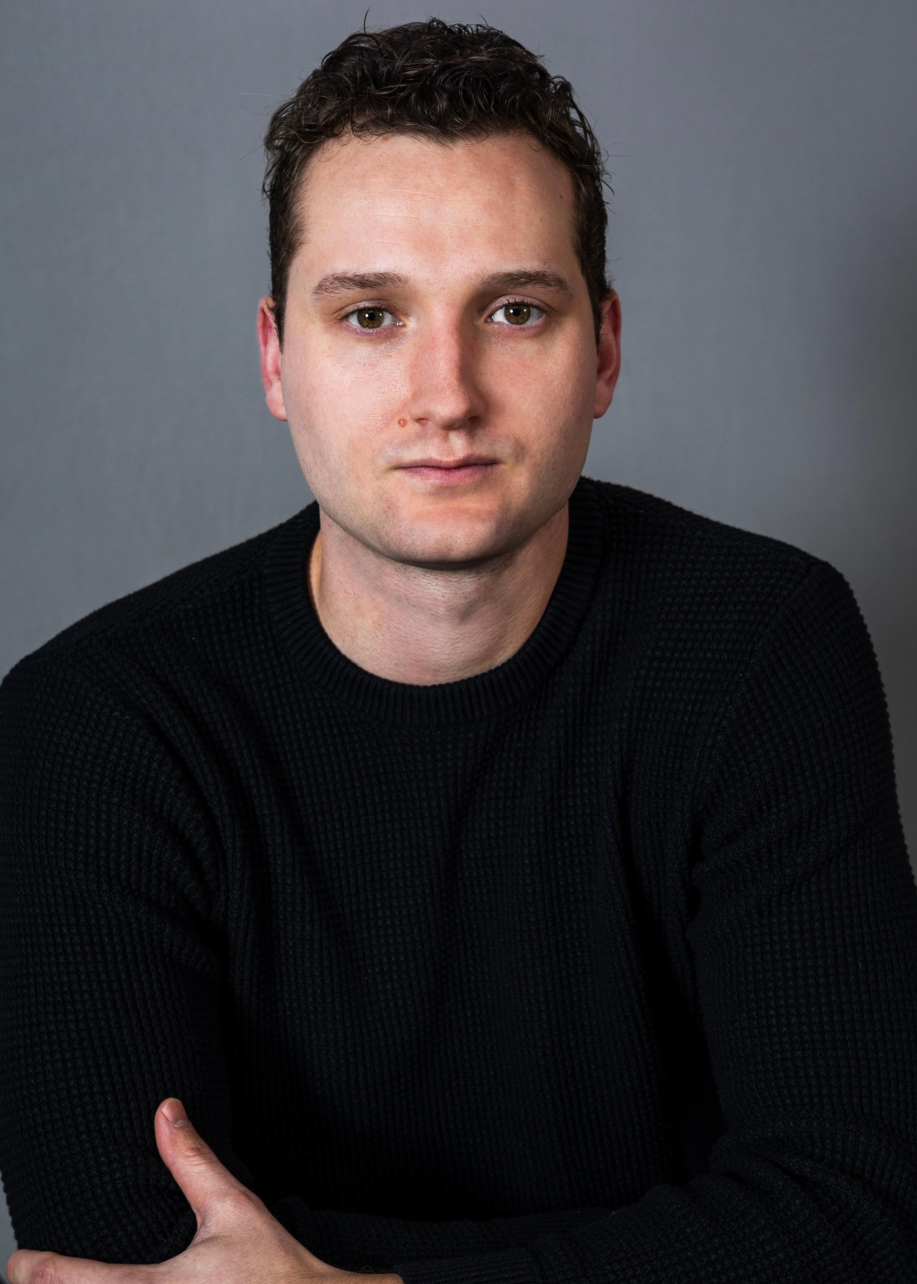 actor Dillon Orth large photo