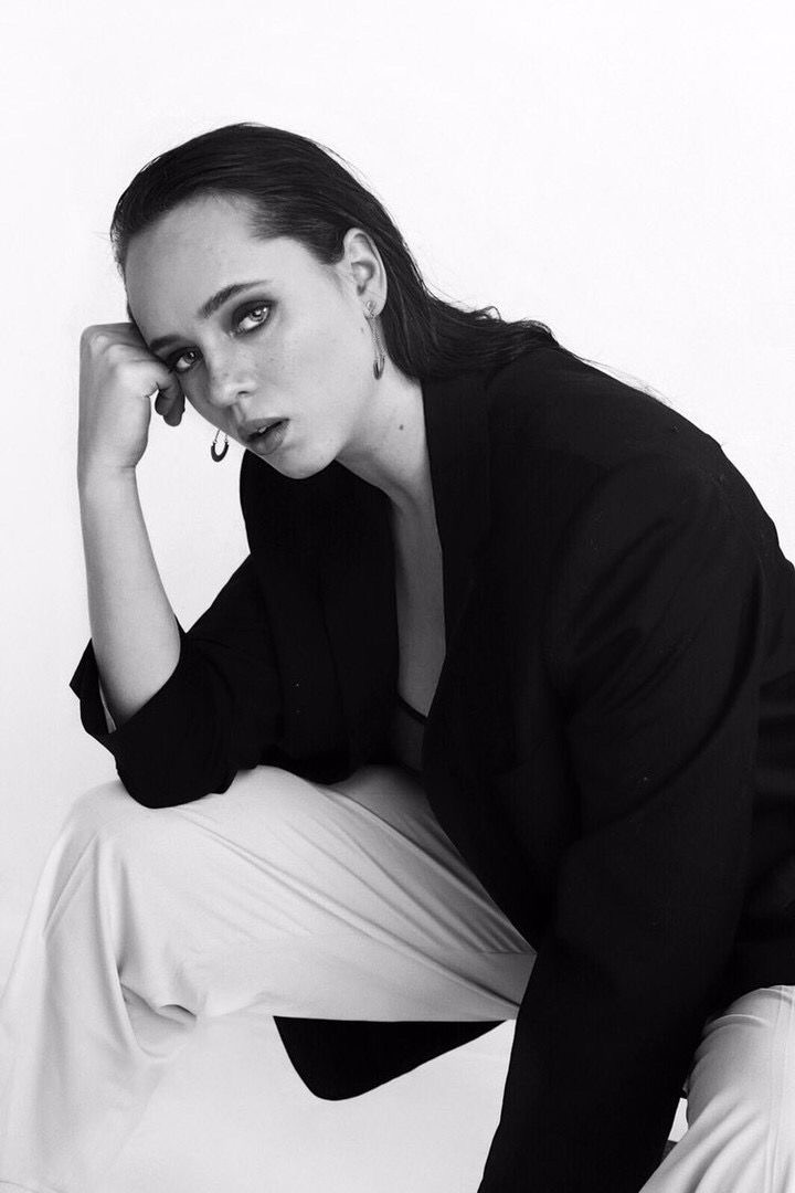 actor Moora Vander Veken large photo