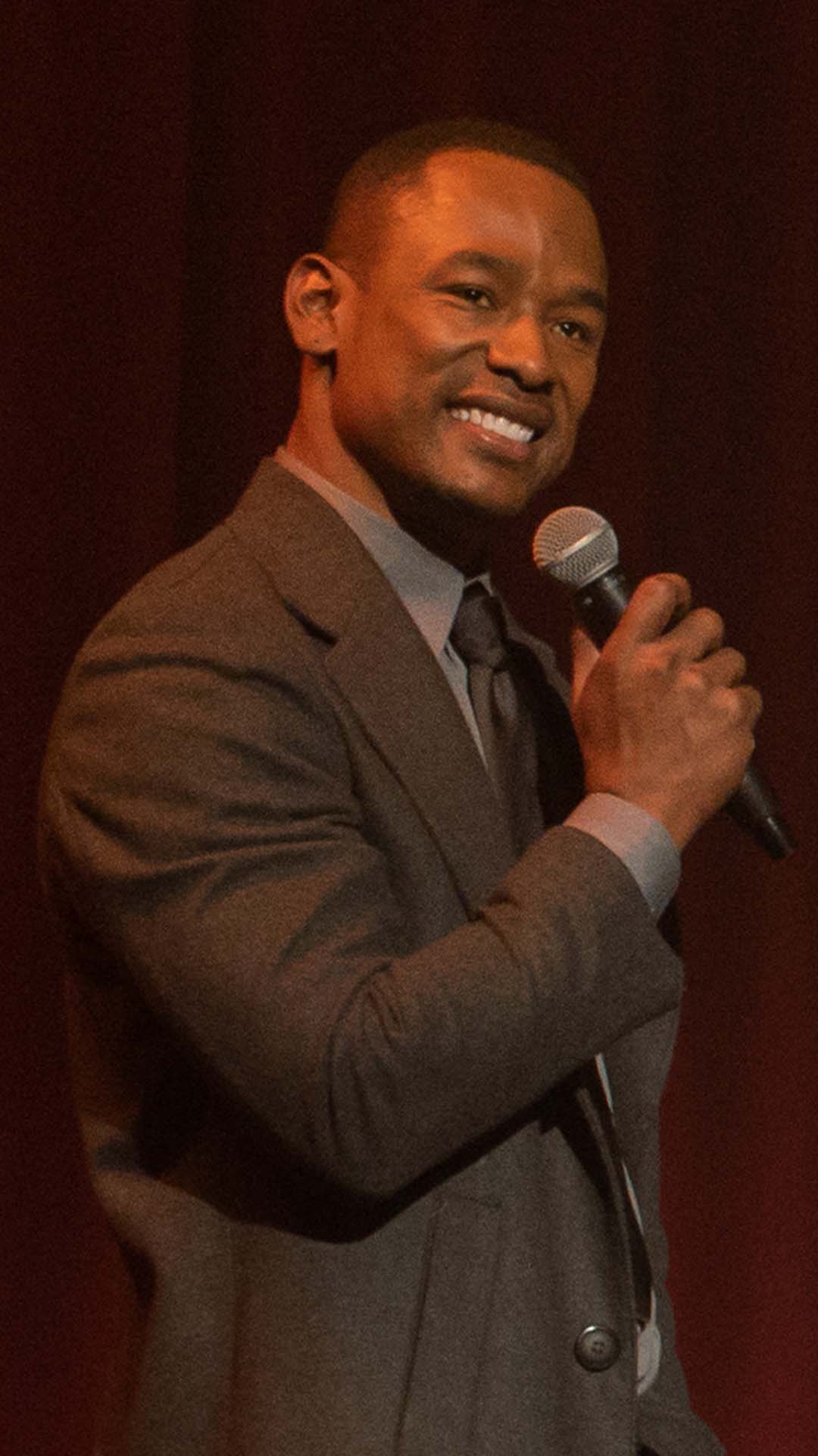 actor Antonio Jimenez large photo