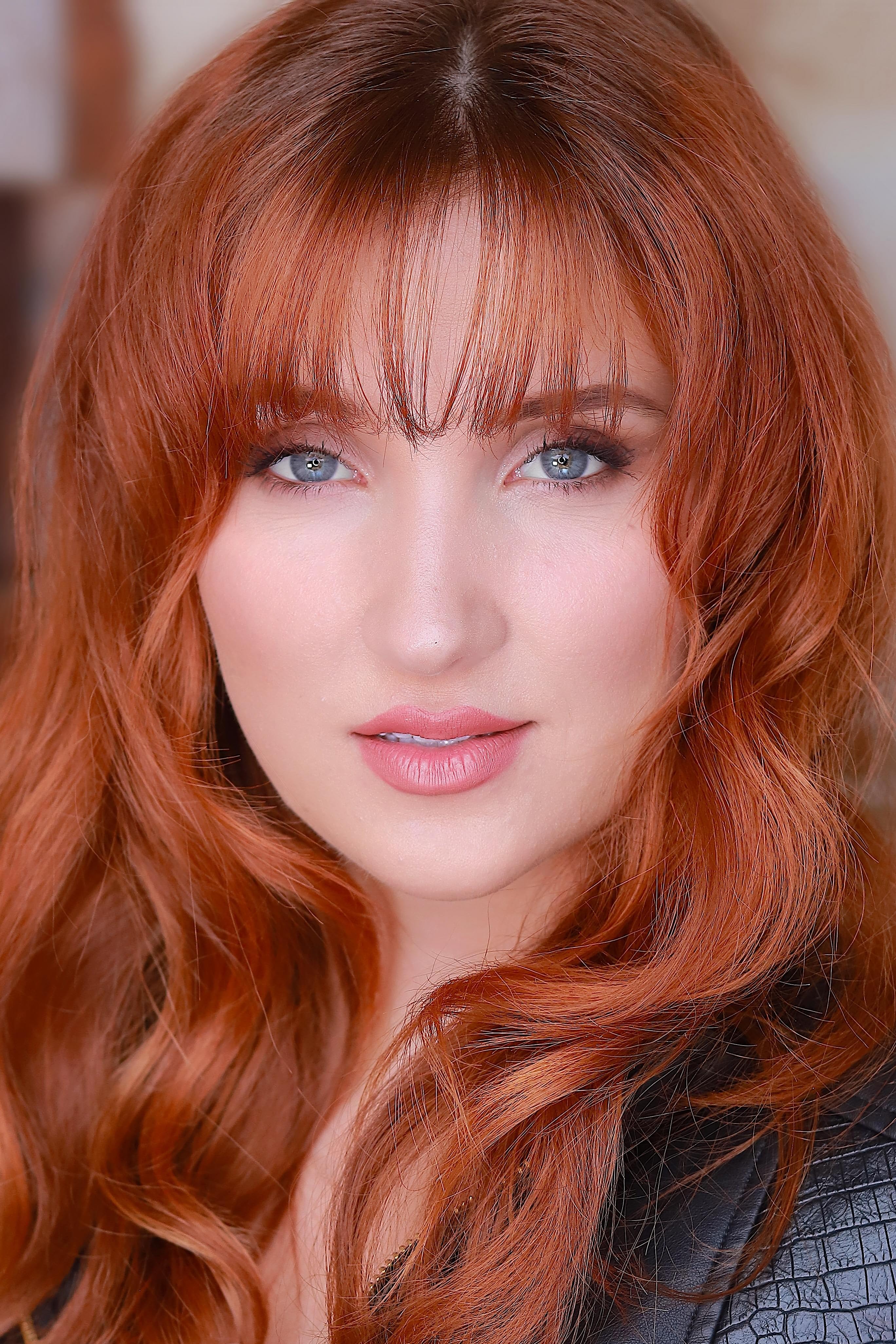 actor Riley Davis large photo