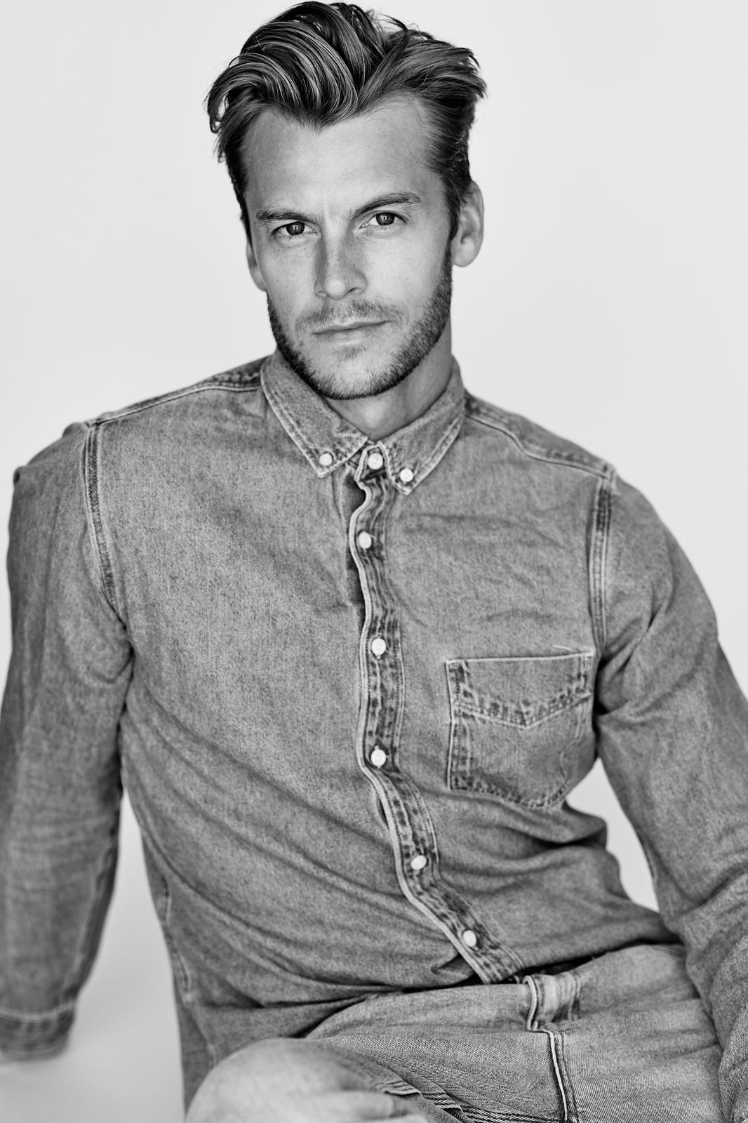 actor Miles Bugby large photo