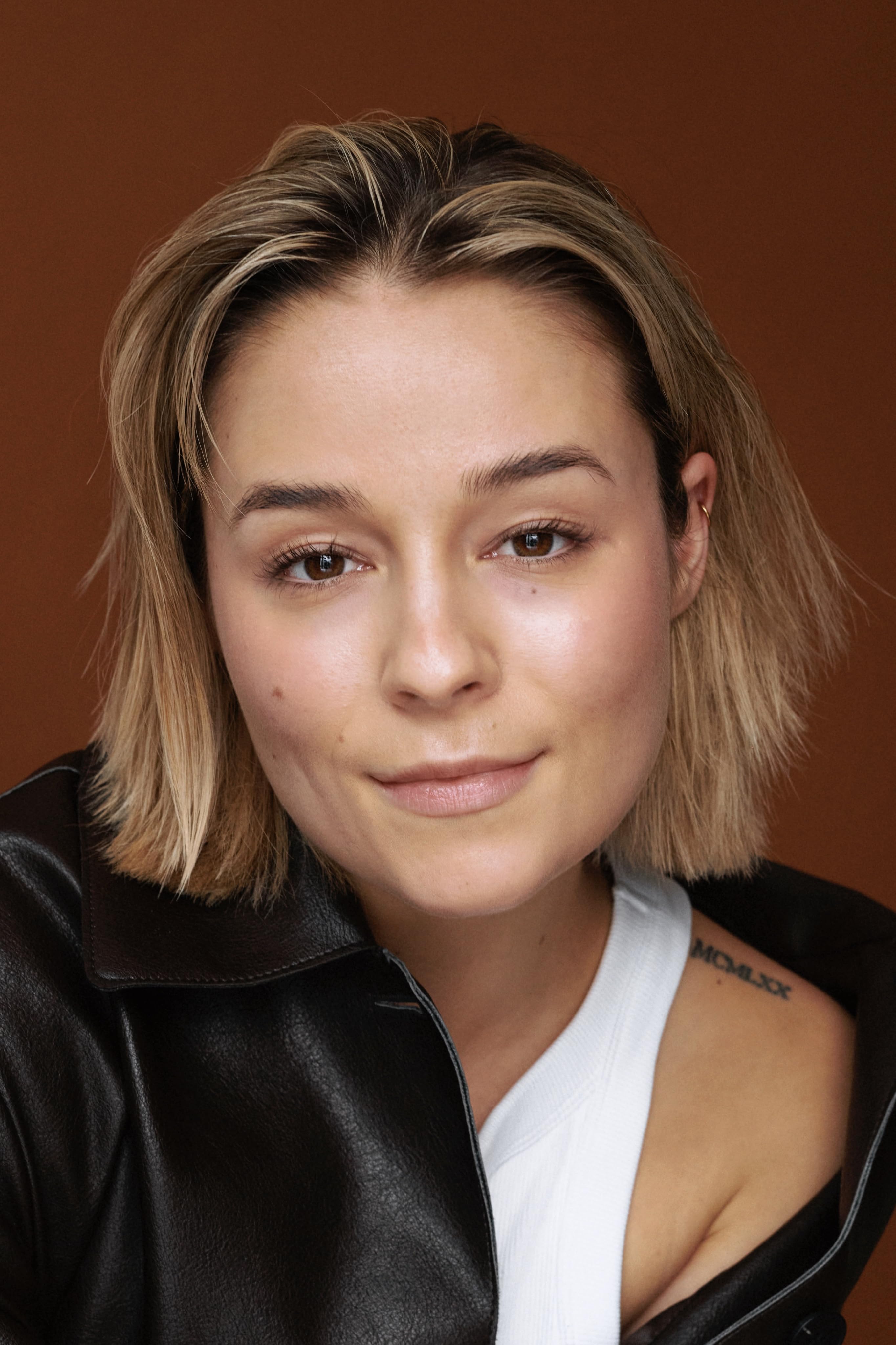 actor Samia Hofmann large photo