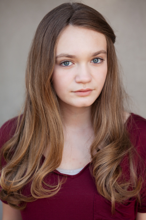 actor Kayleigh Stover large photo