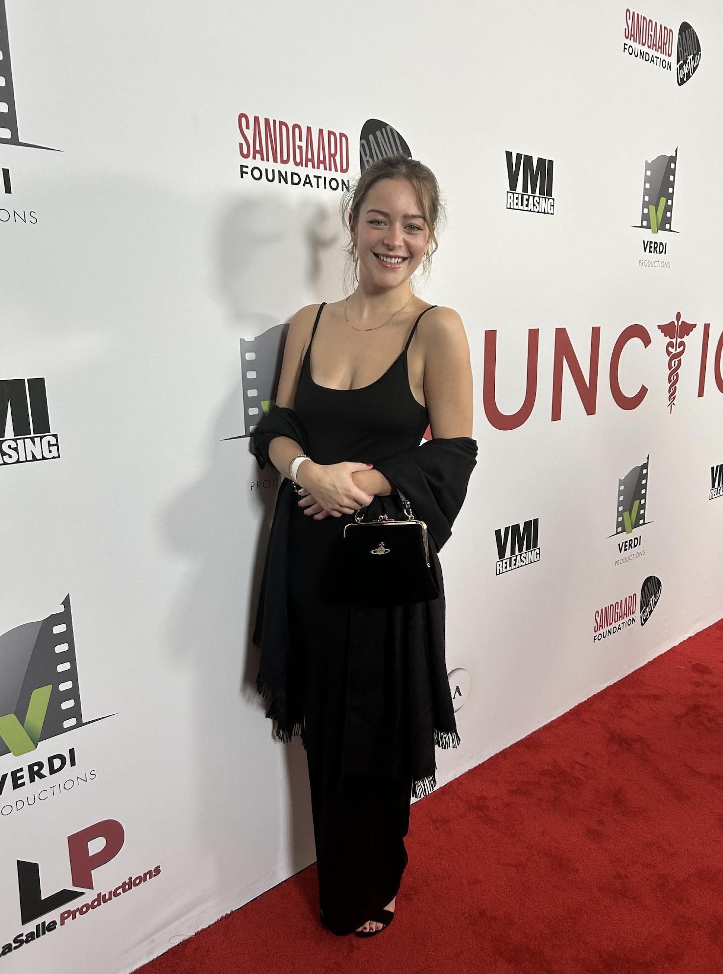 actor Sera Verdi large photo