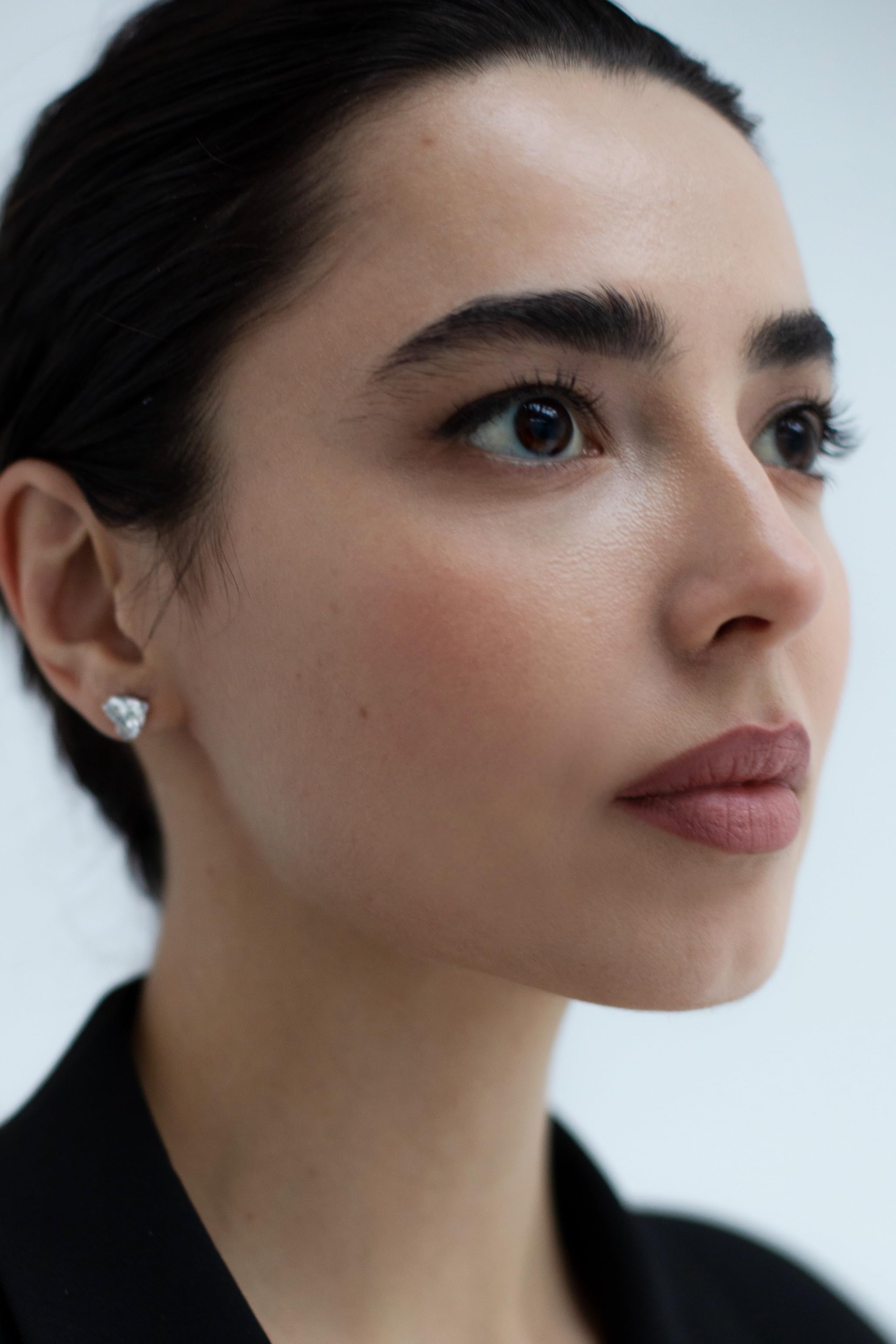 actor Nina Kolomiitseva large photo