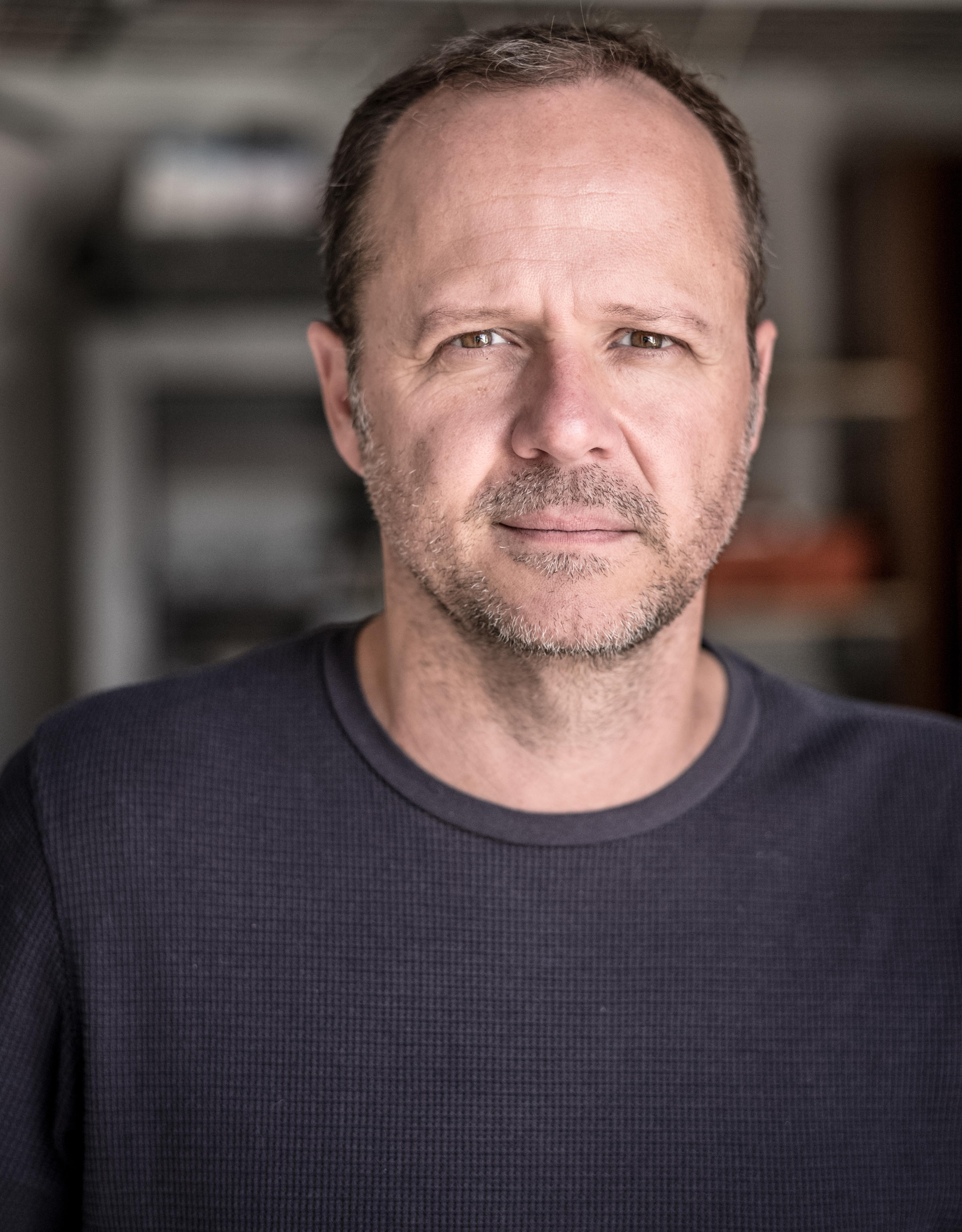 actor Norman Lehnert large photo