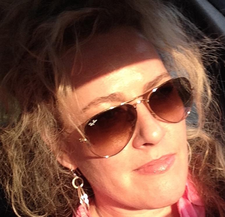 actor Melinda Wells McCabe large photo