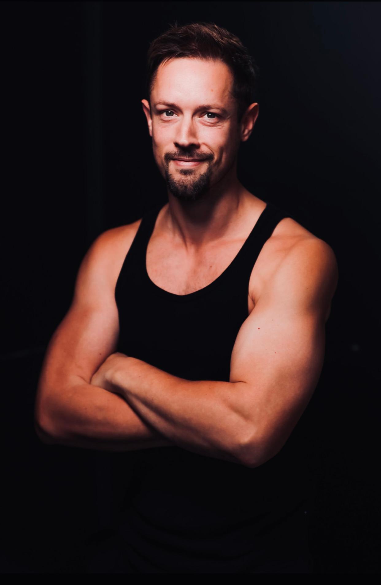 actor Adam Joel large photo