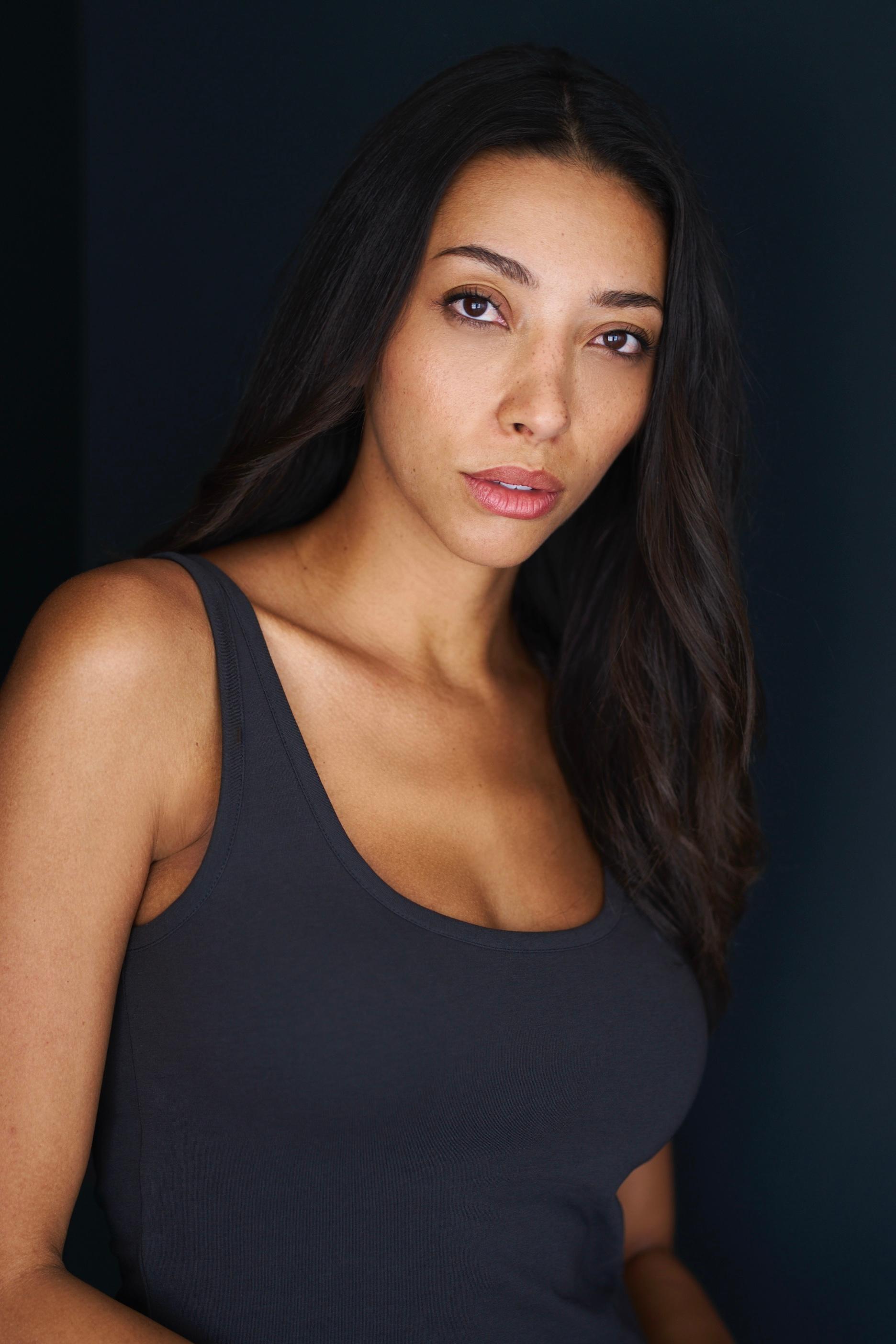 actor Sydney Hamm large photo