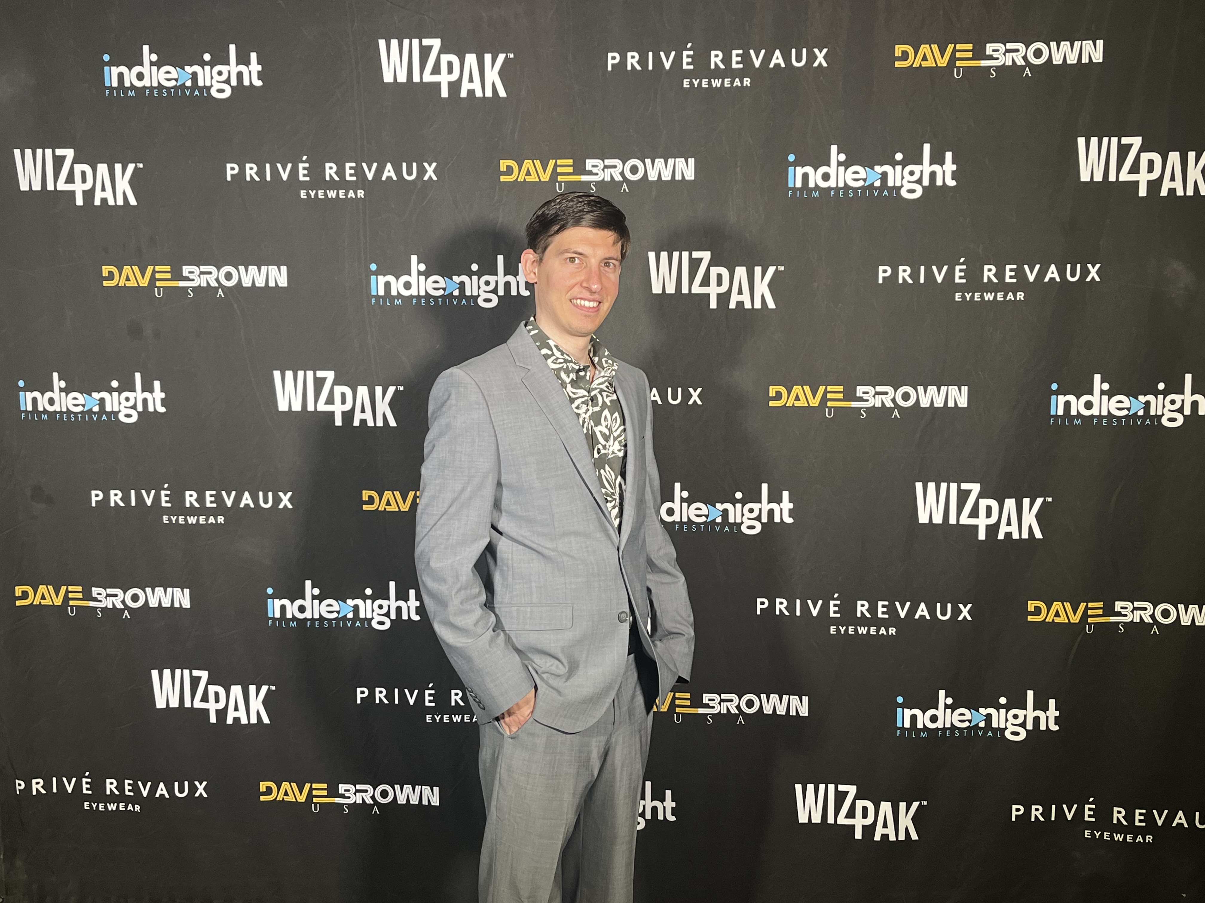 actor Travis Sanders large photo