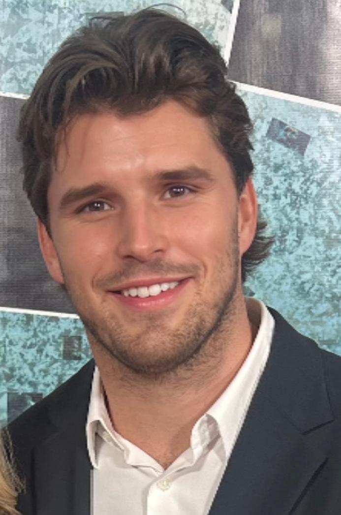 actor Logan Rudolph large photo