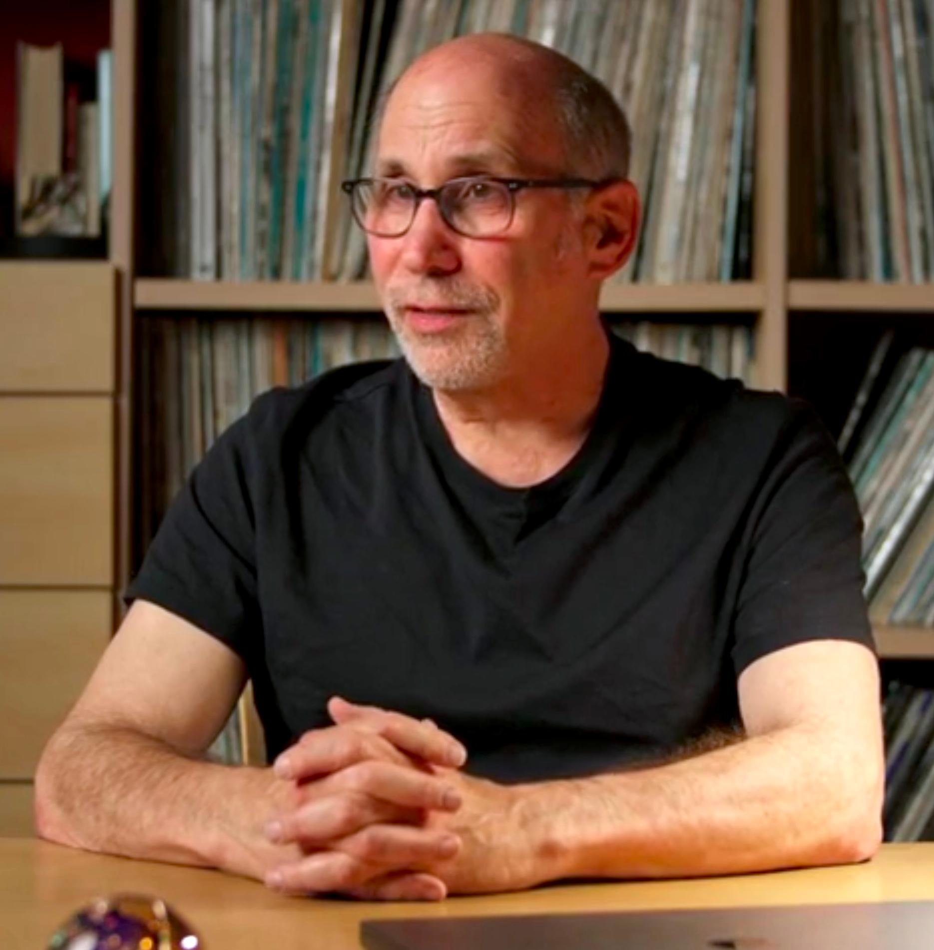 actor Stuart Ross large photo