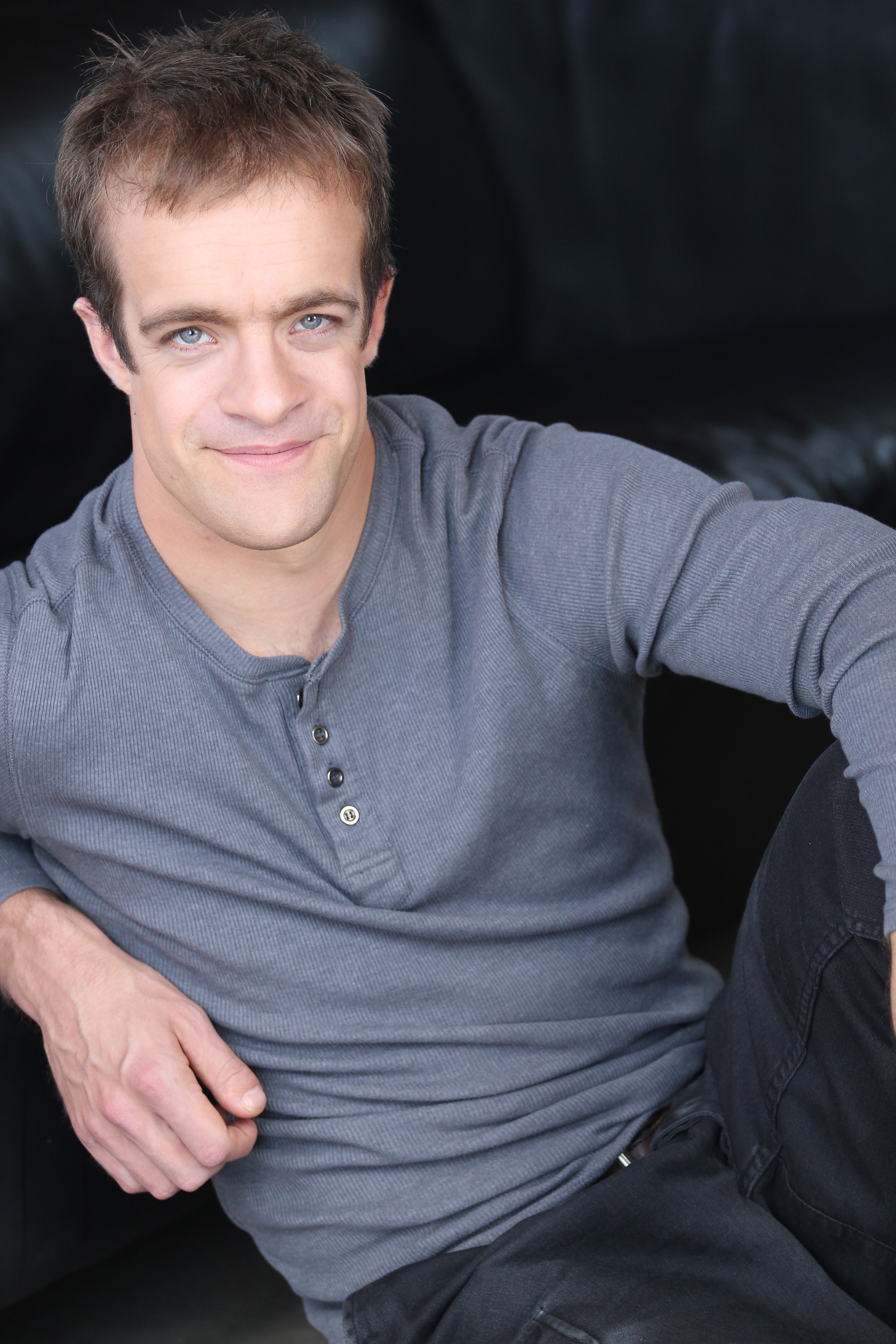 actor Jeremy Raymond large photo