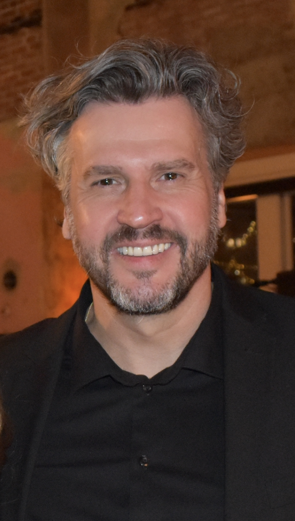 actor Kyle Pitts large photo