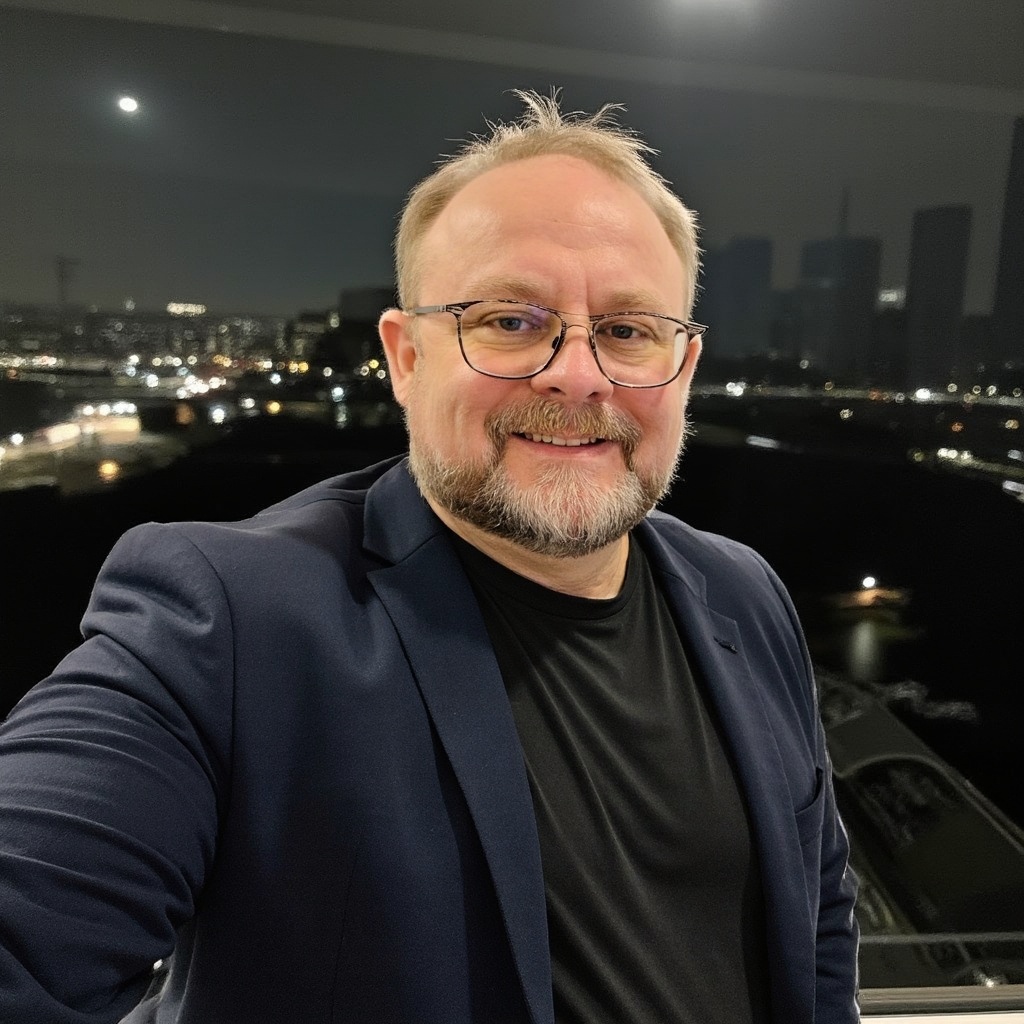 actor Pete Starnes large photo