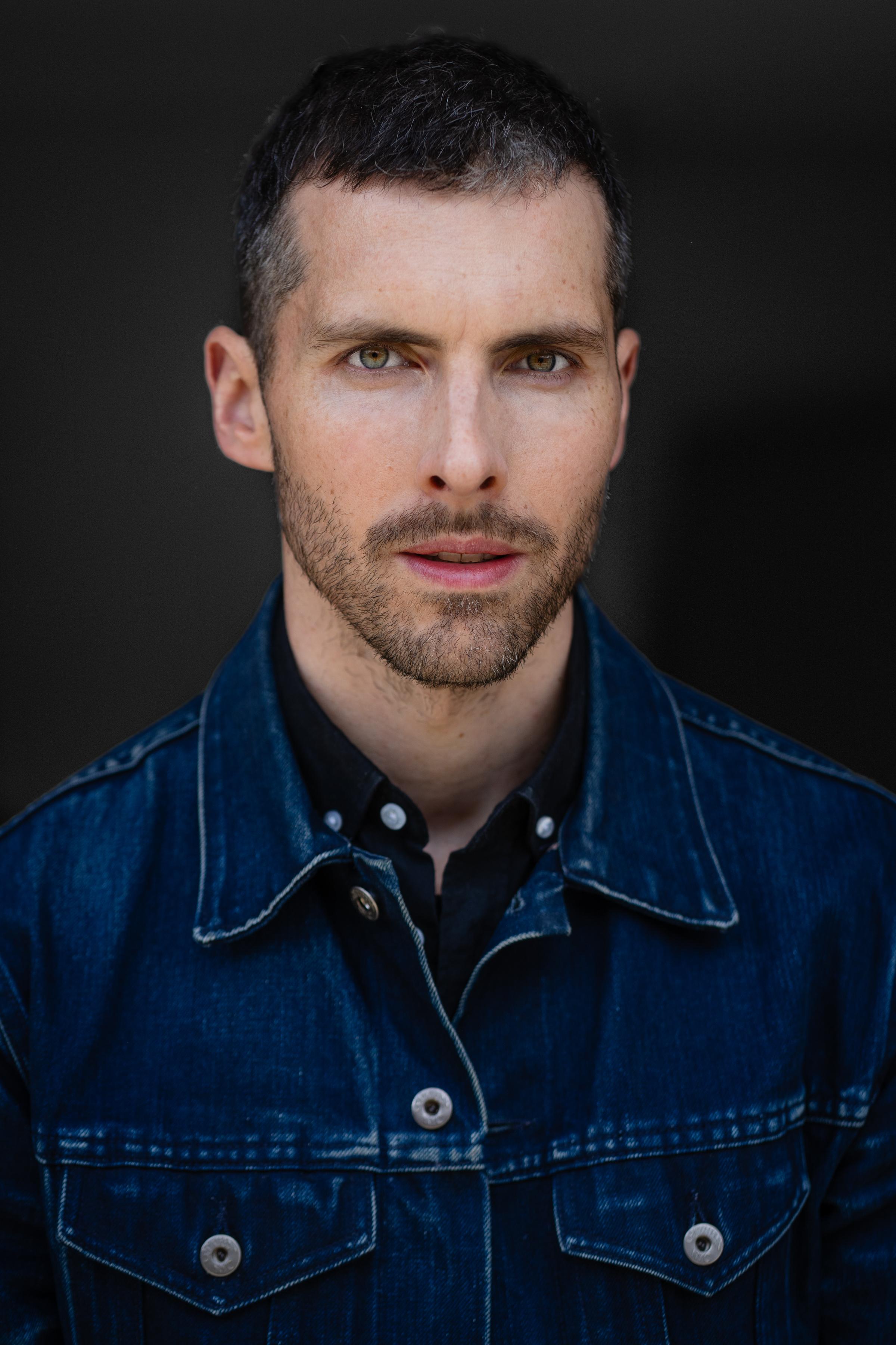 actor Lachlan Woods large photo