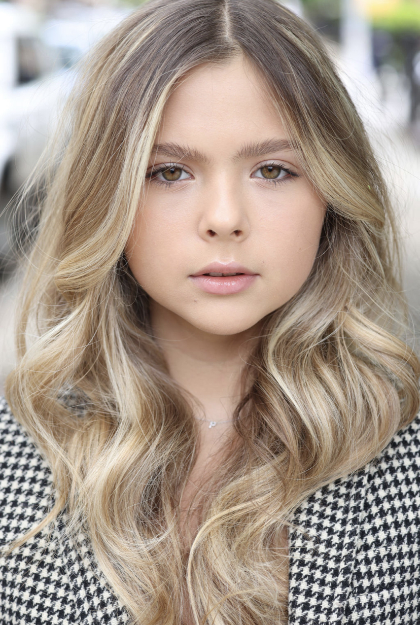 actor Piper Clurman large photo