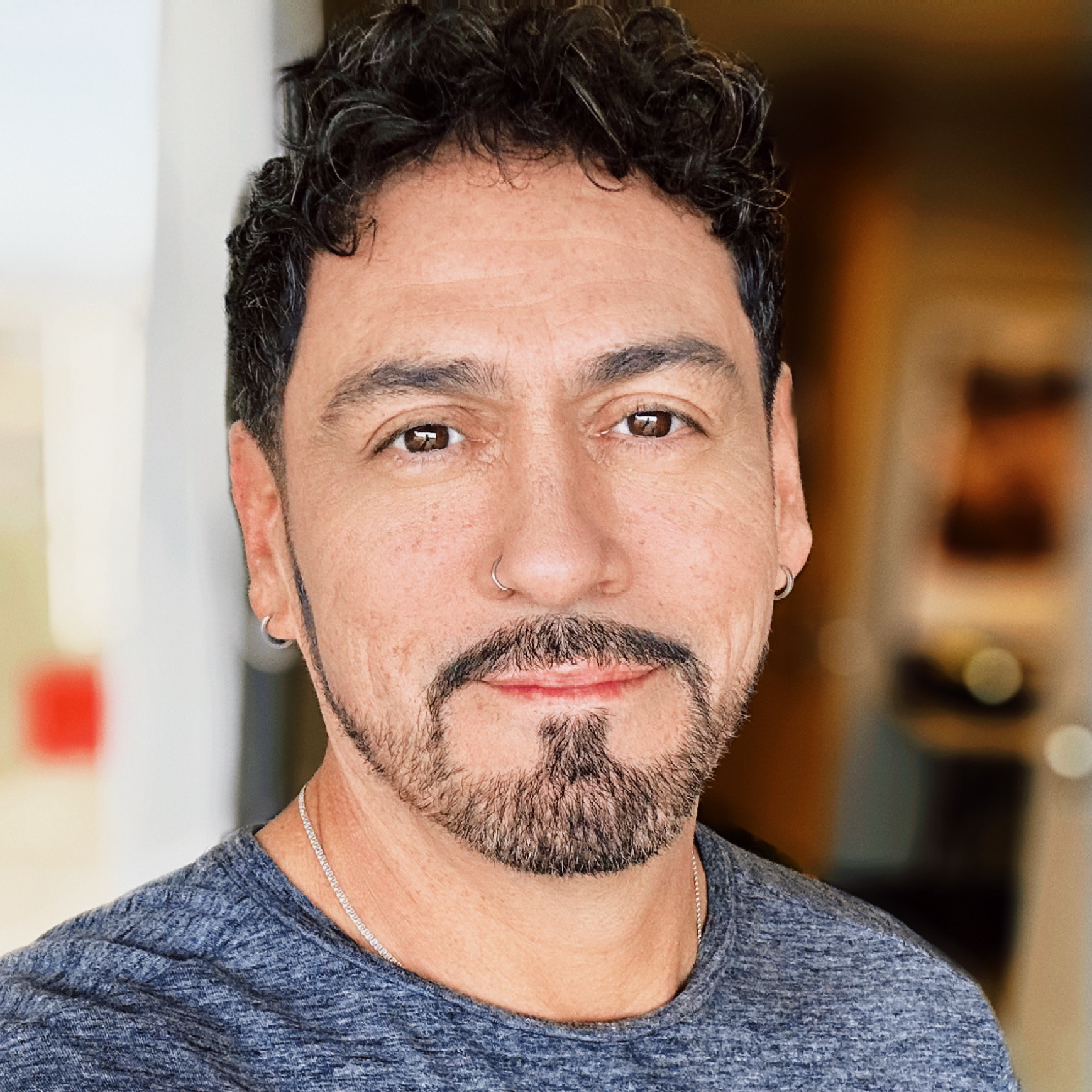 actor Levi Vincent large photo