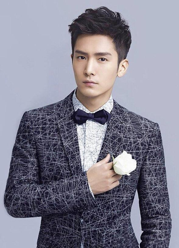 actor Yilun Sheng large photo