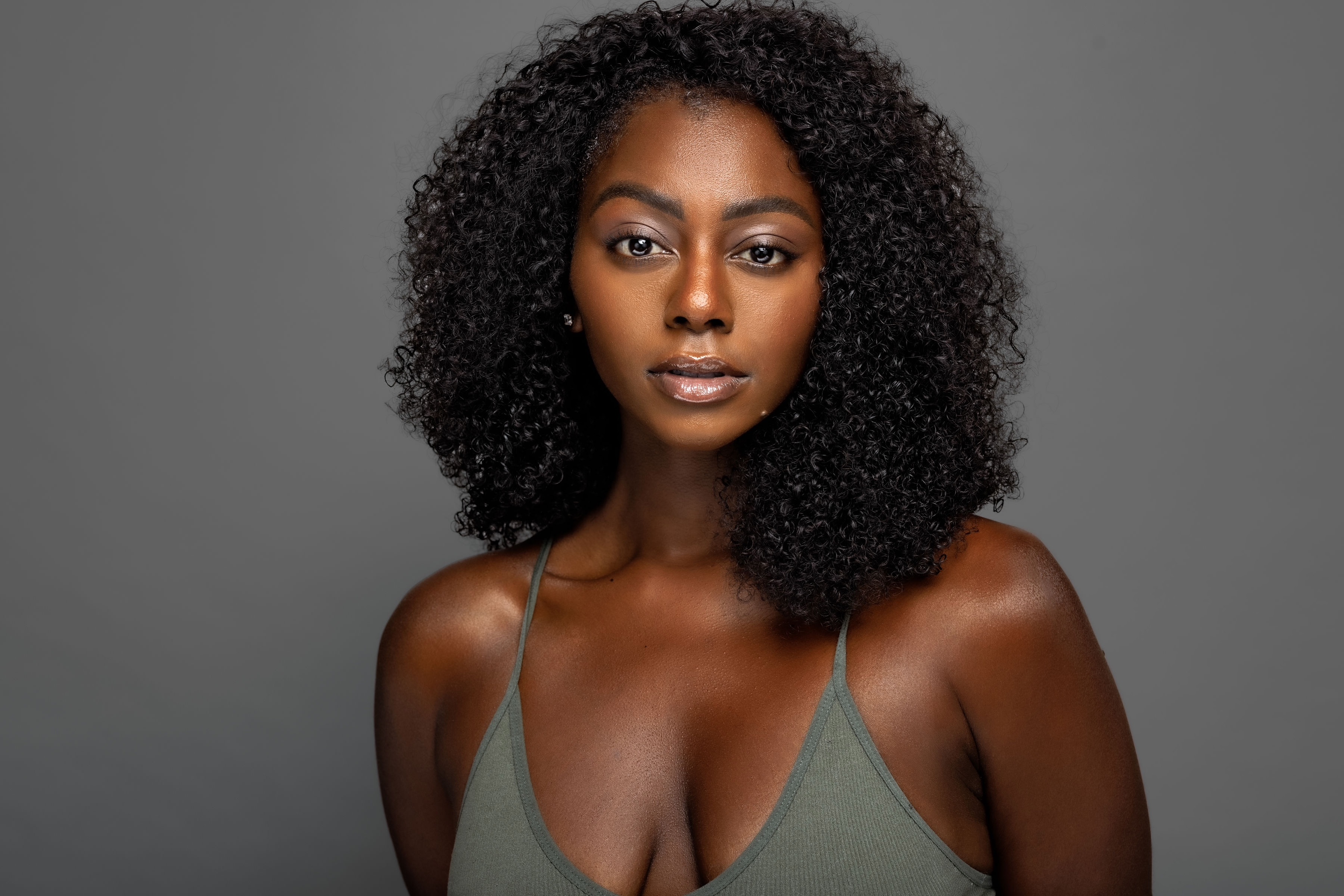 actor Aujene Butler large photo