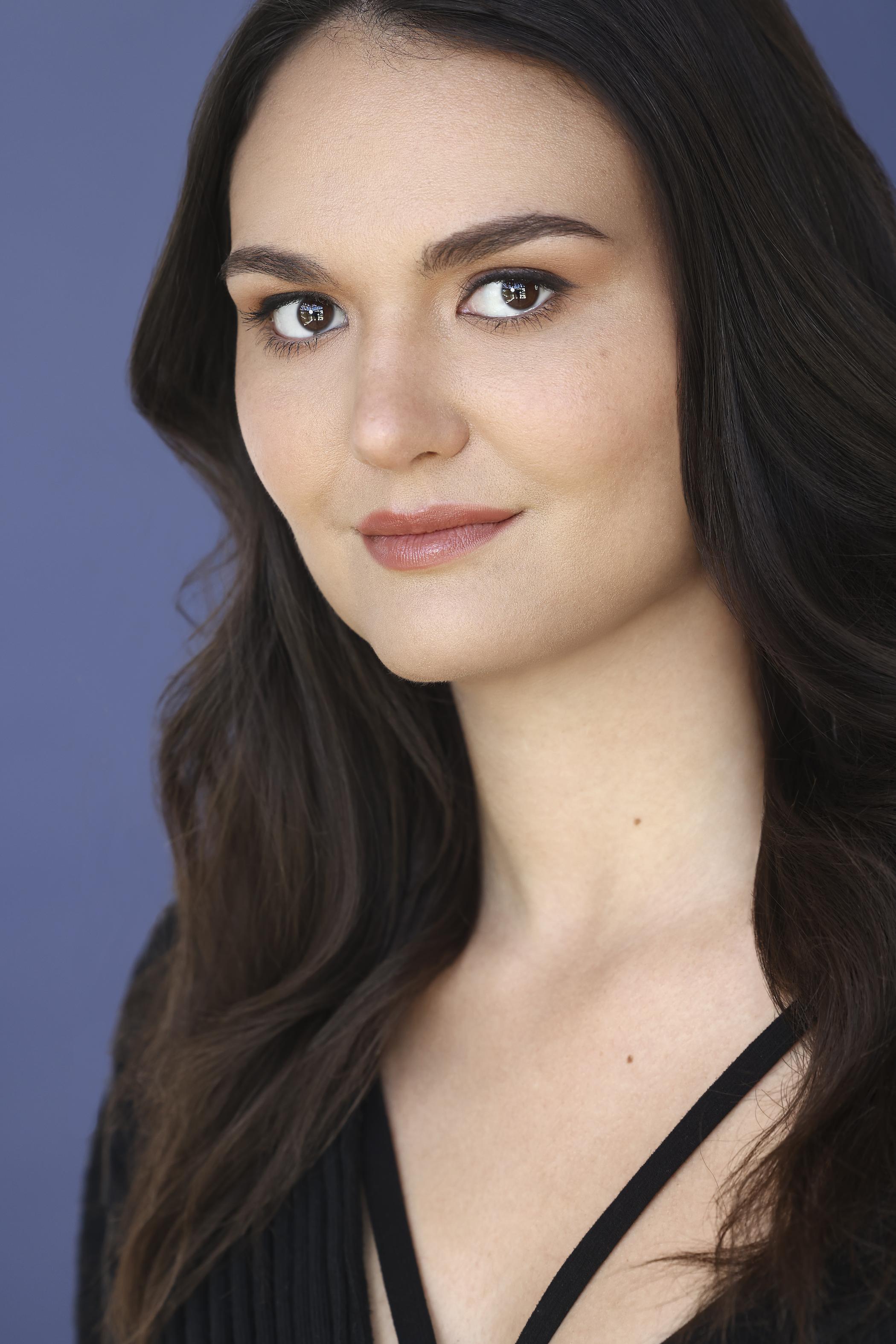 actor Alexandra Deaver large photo