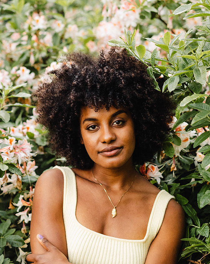 actor Abigail Abraham large photo