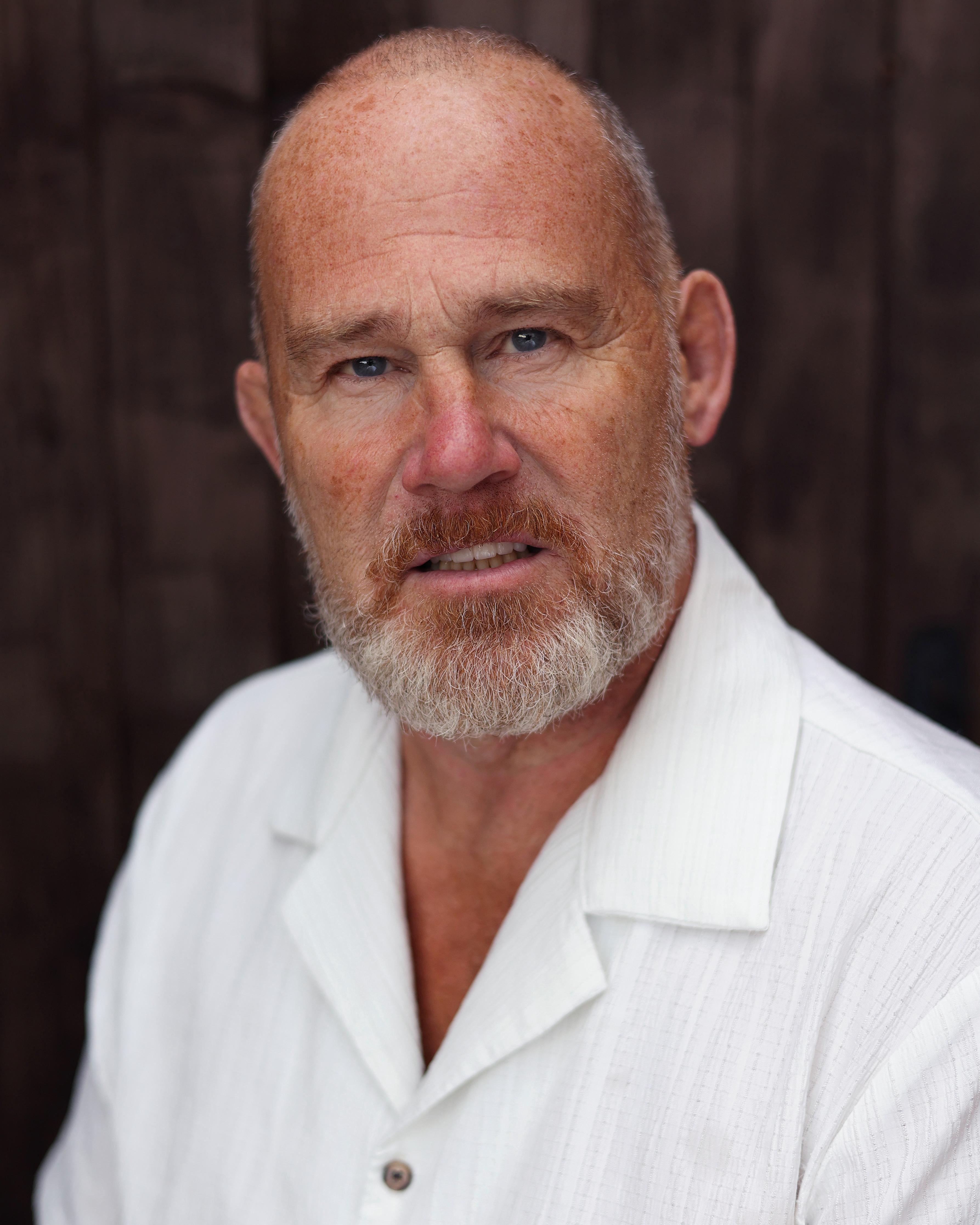 actor Allan Nicol large photo