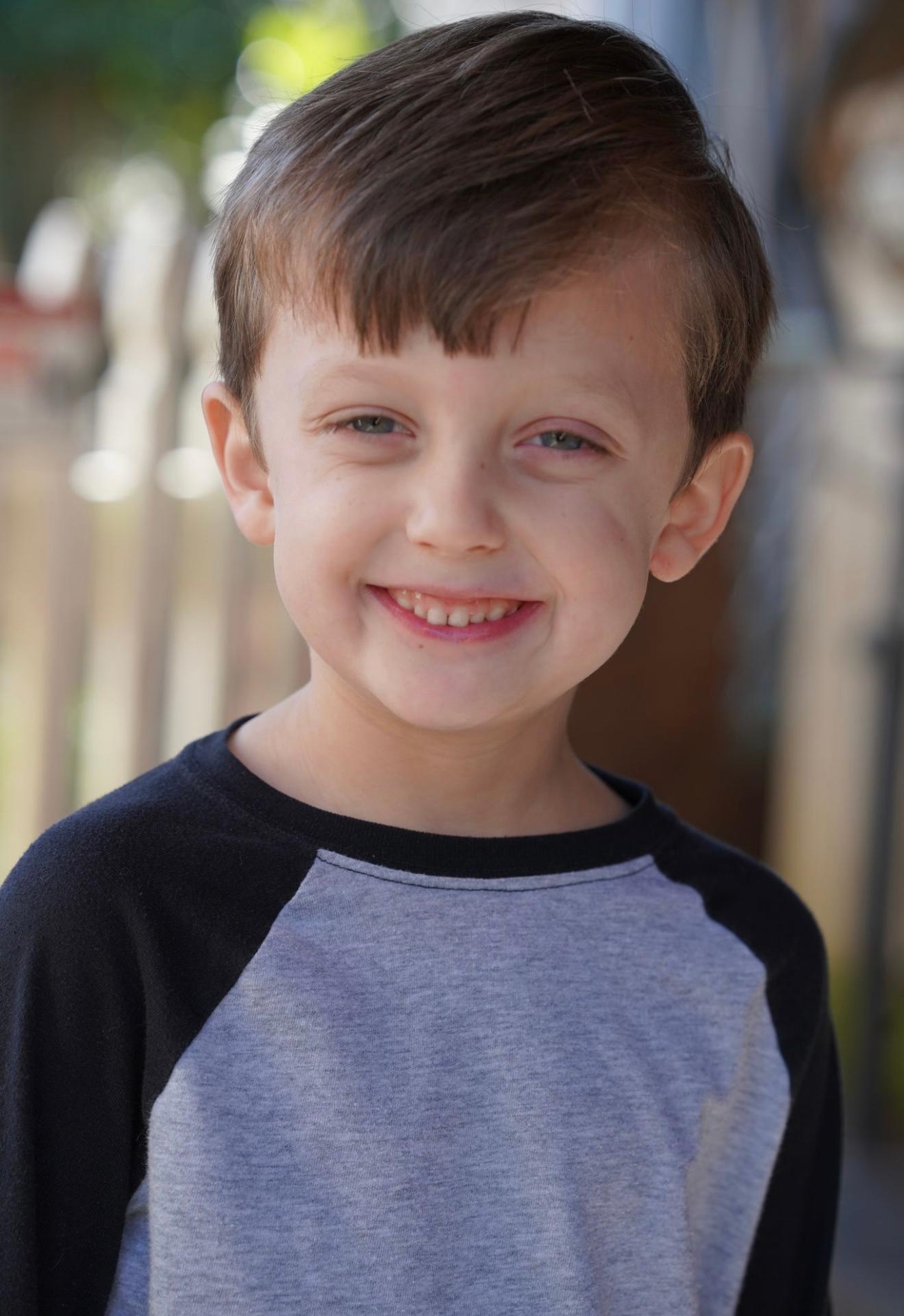 actor Ari Friedman large photo