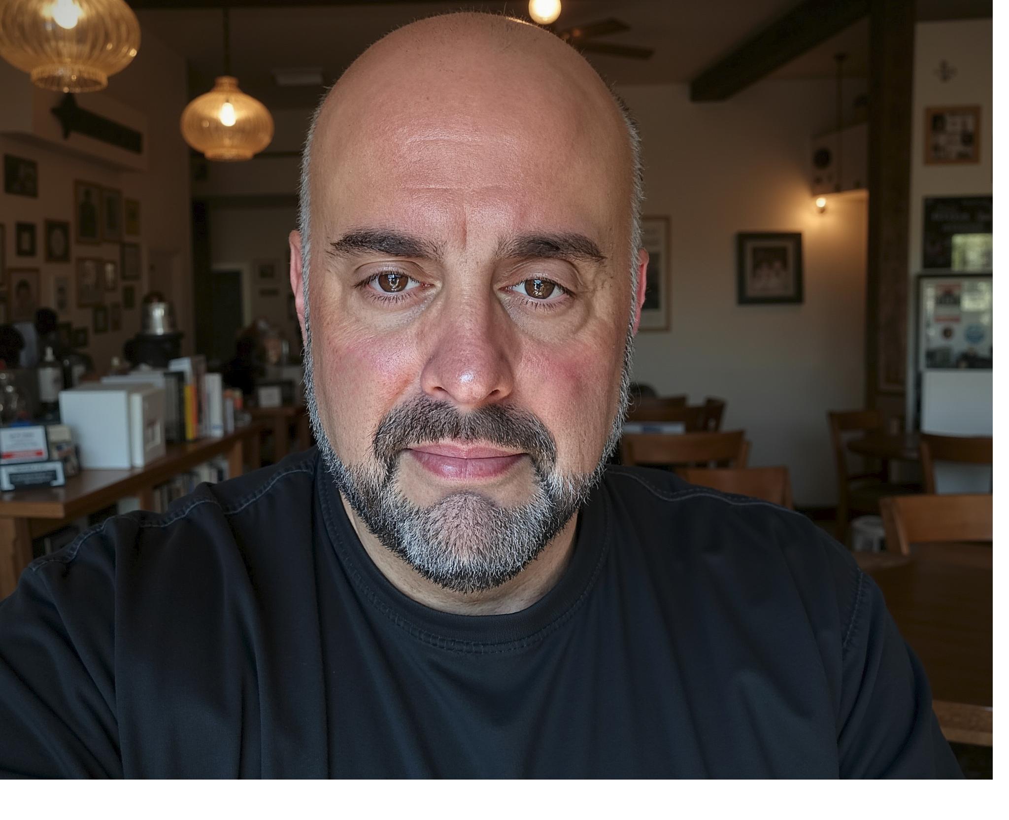 actor Michael Caprioli large photo