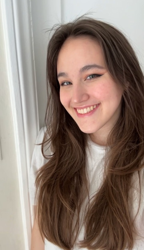 actor Zoe St. John large photo