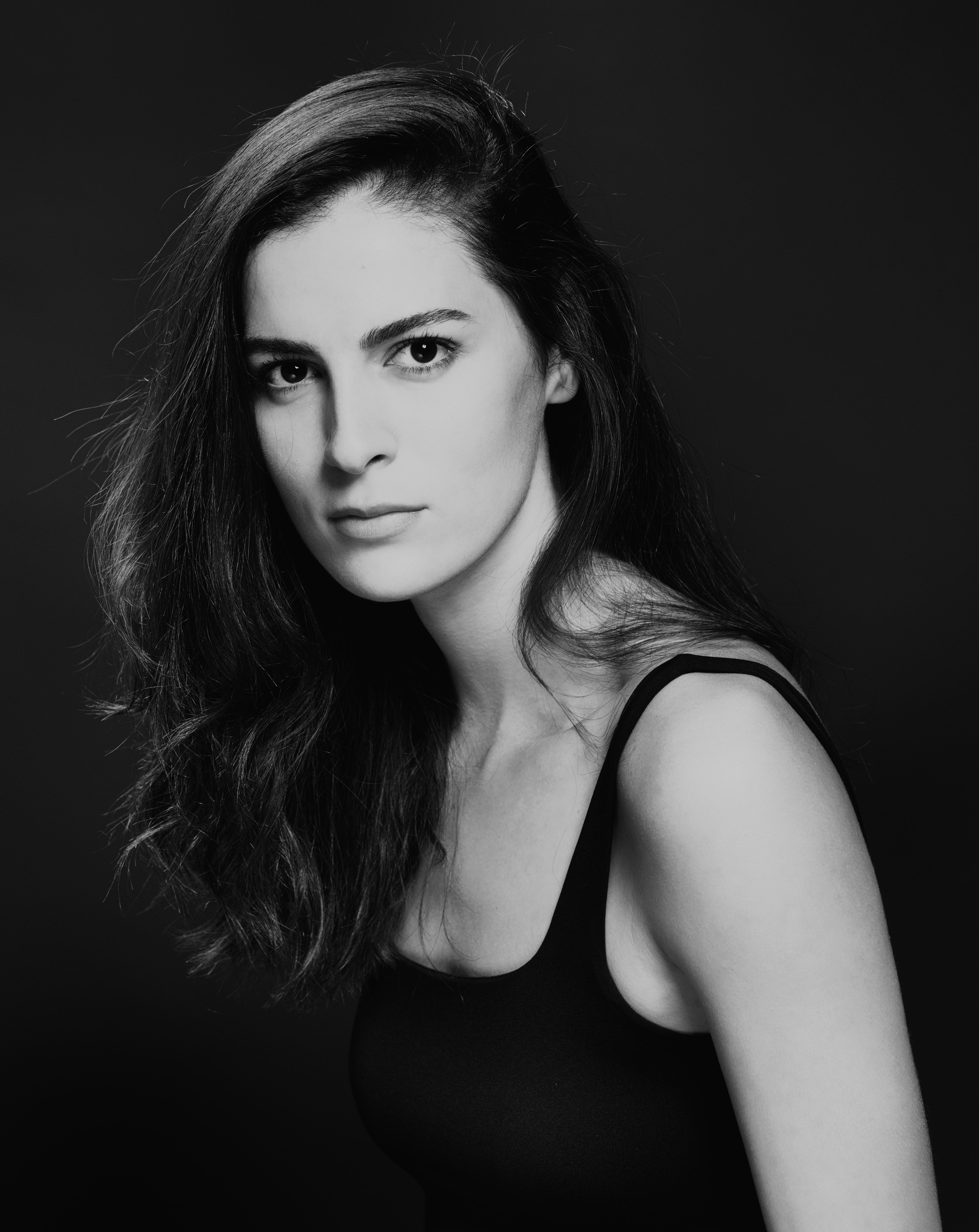 actor Helena Vukovic large photo