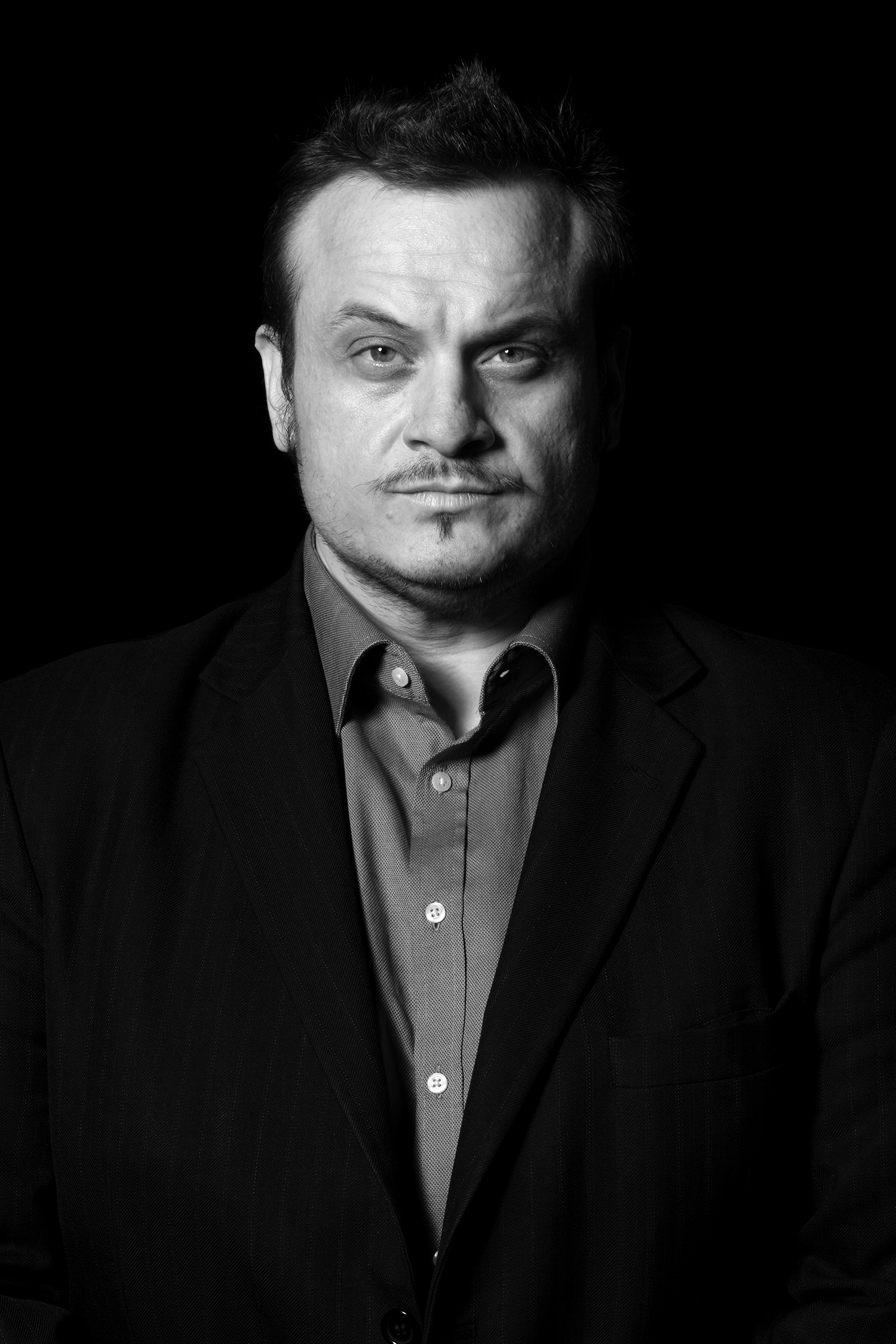 actor R. Kan Albay large photo