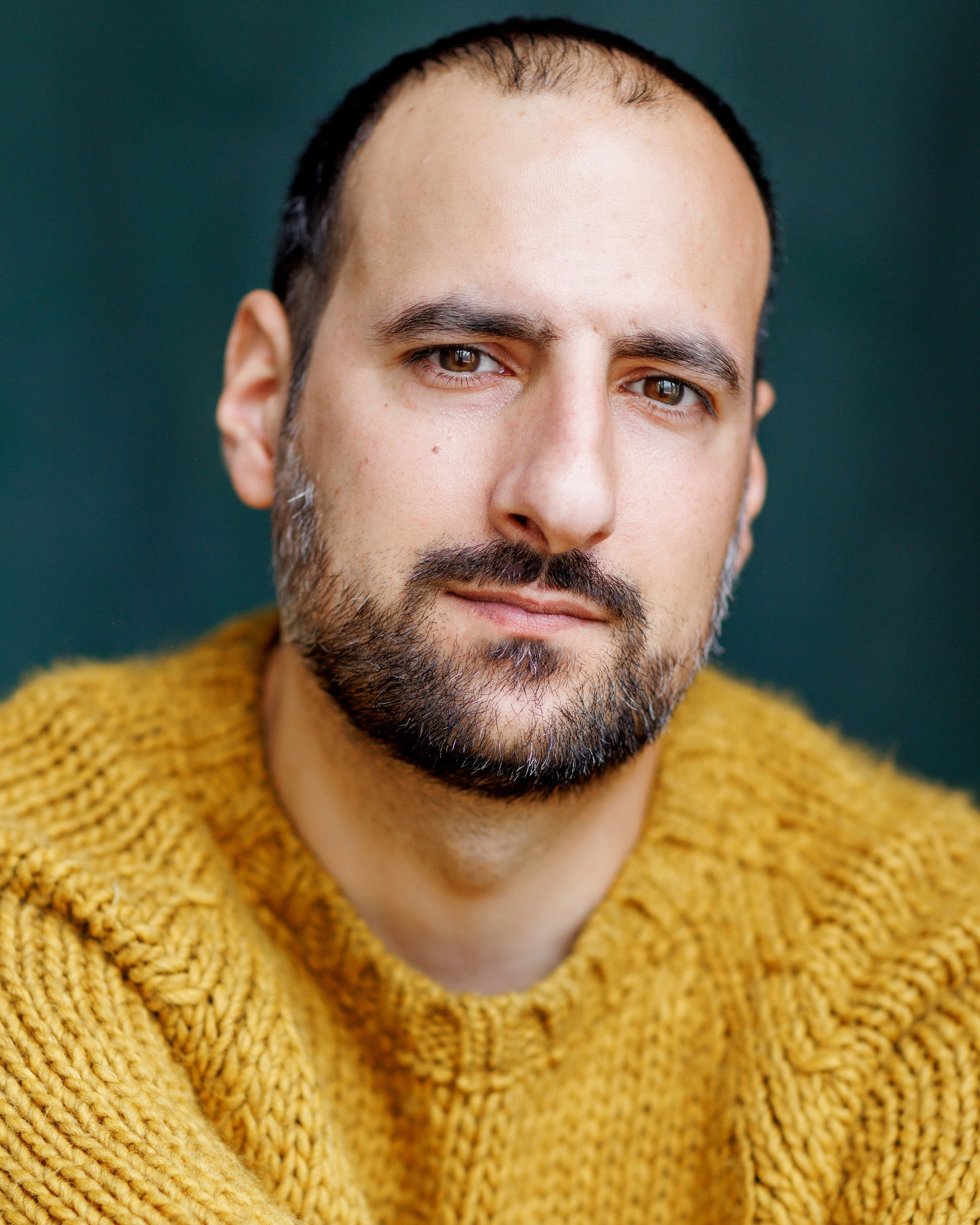 actor Perry Mavrides large photo