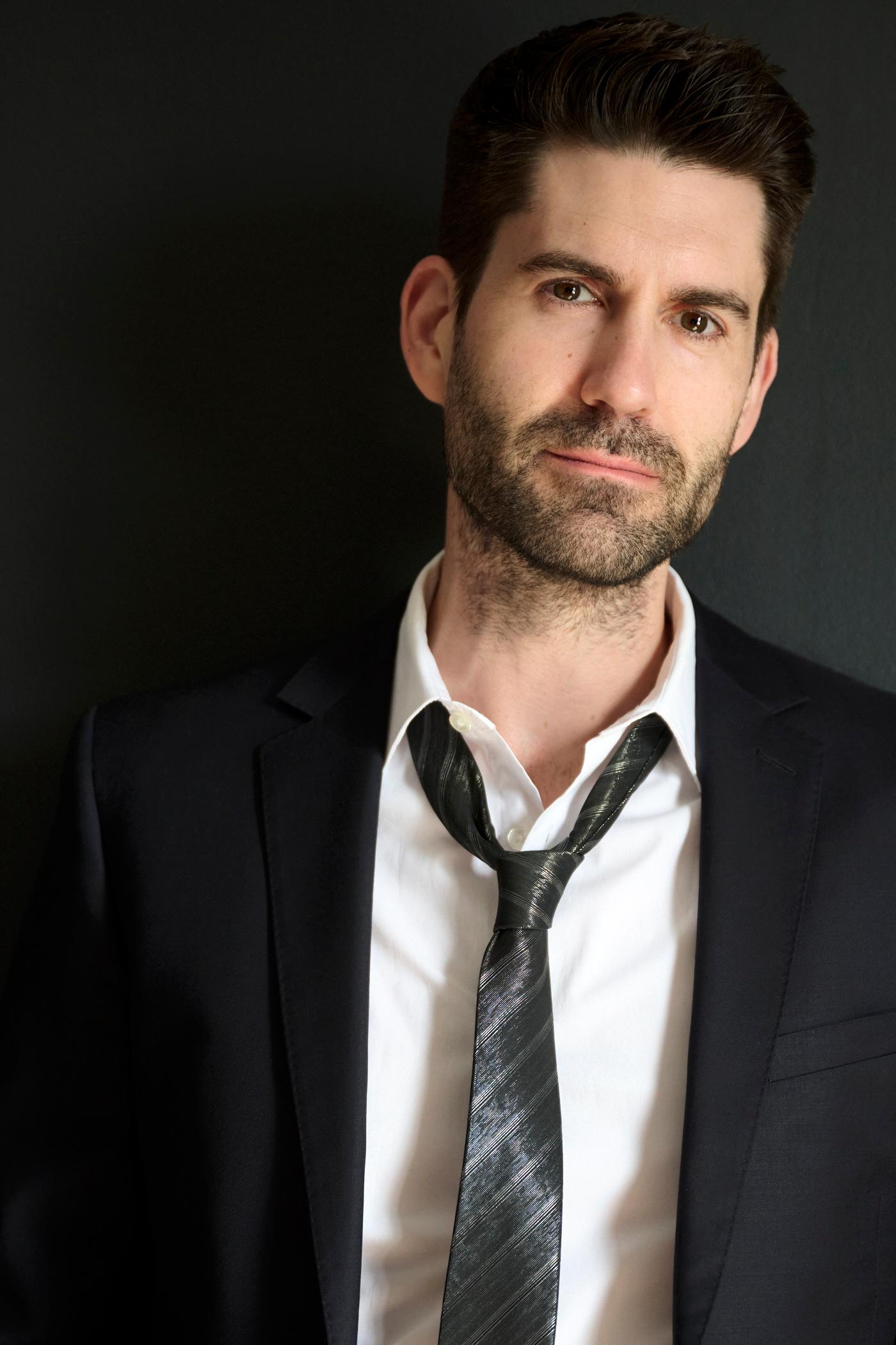 actor Adam Cawley large photo