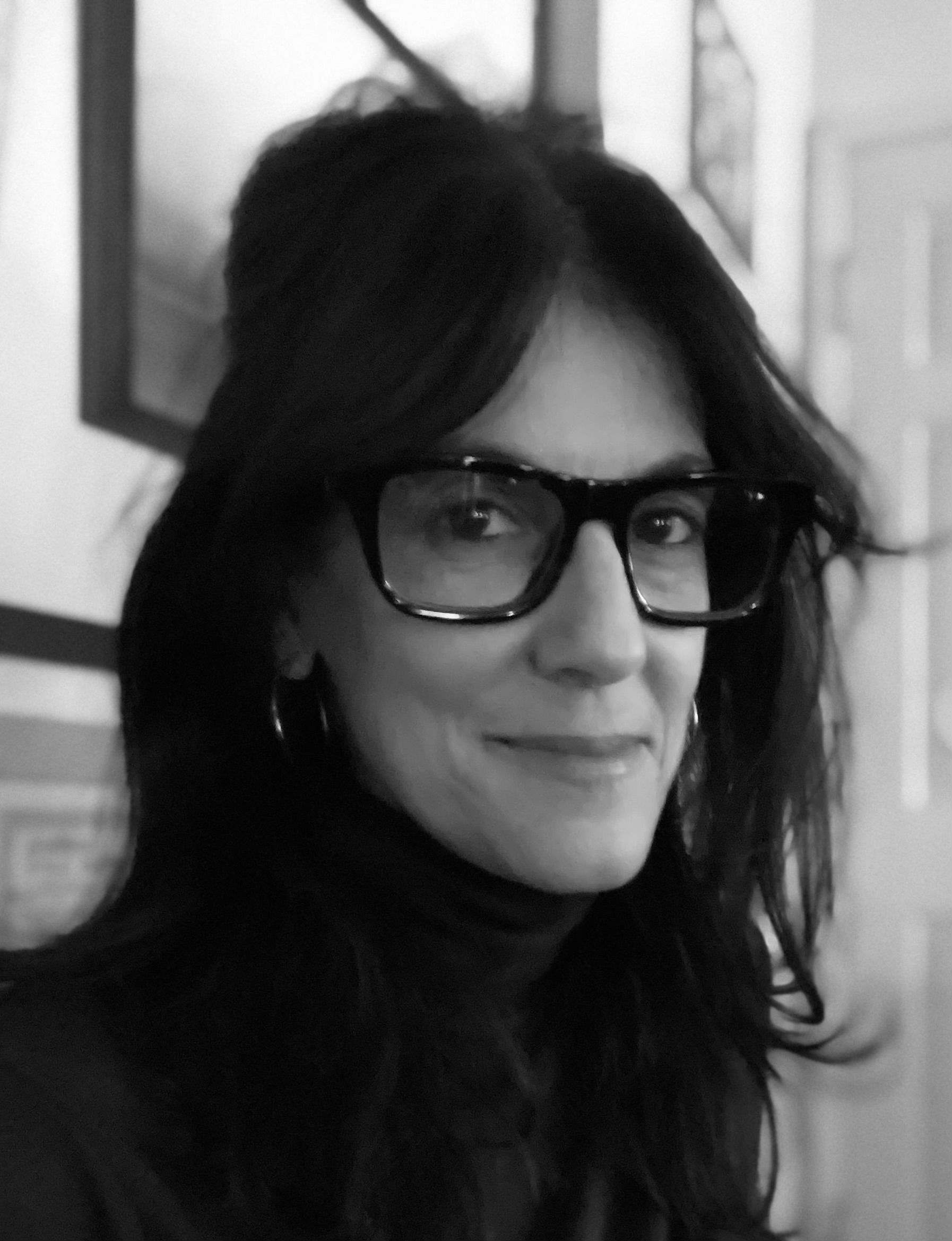 actor Fay Efrosini Lellios large photo