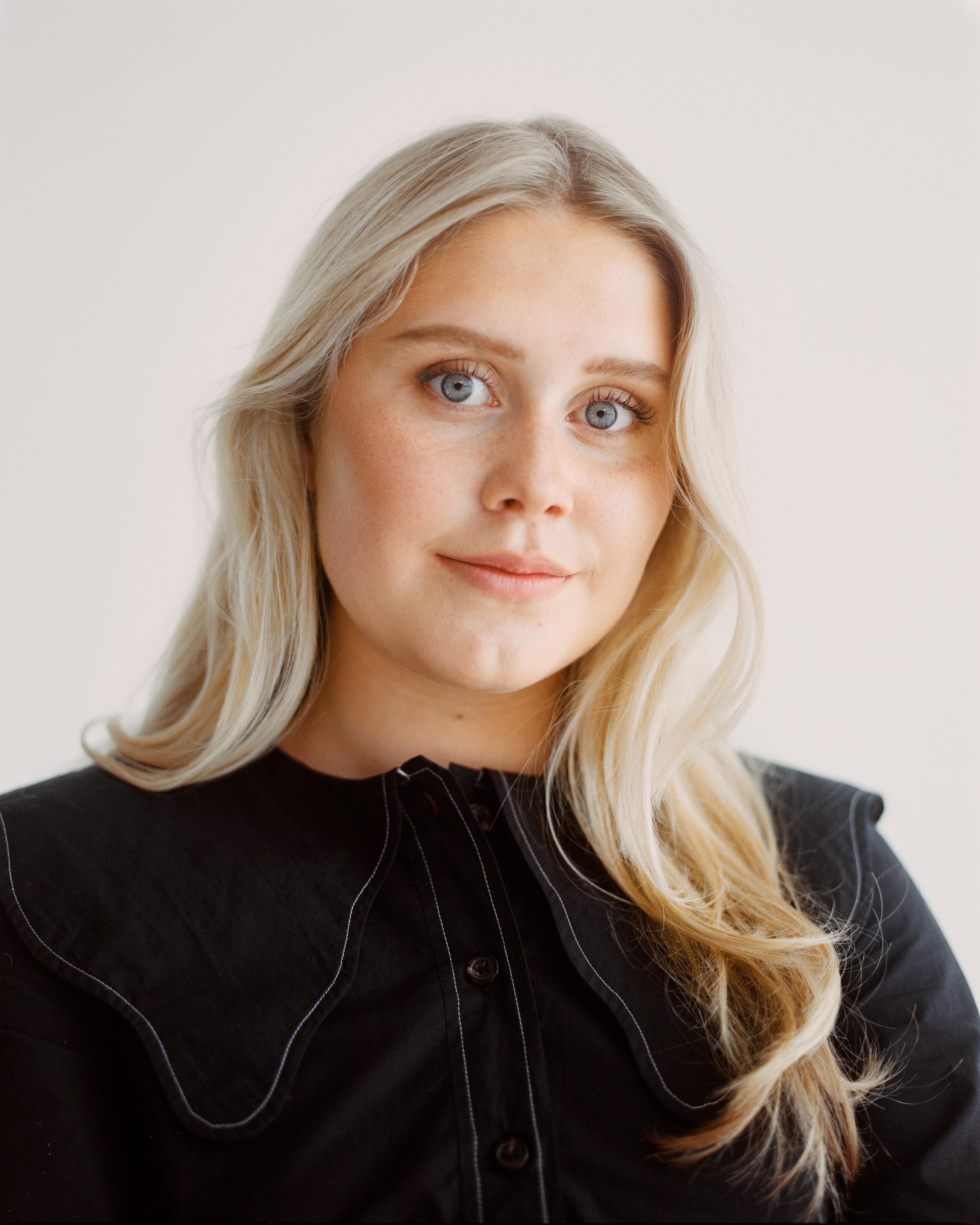 actor Tea Stjärne large photo