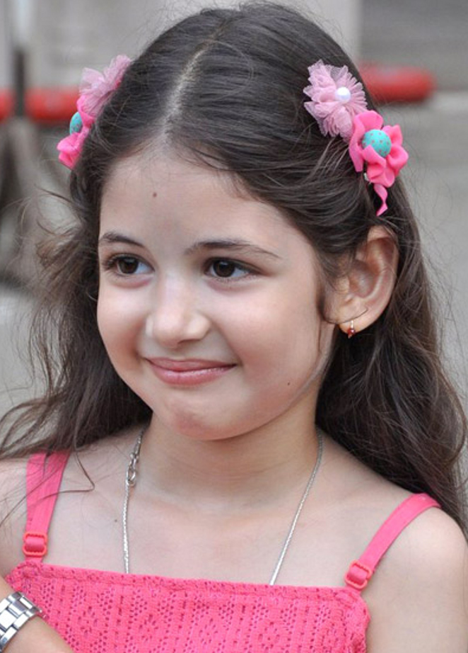 actor Harshaali Malhotra large photo