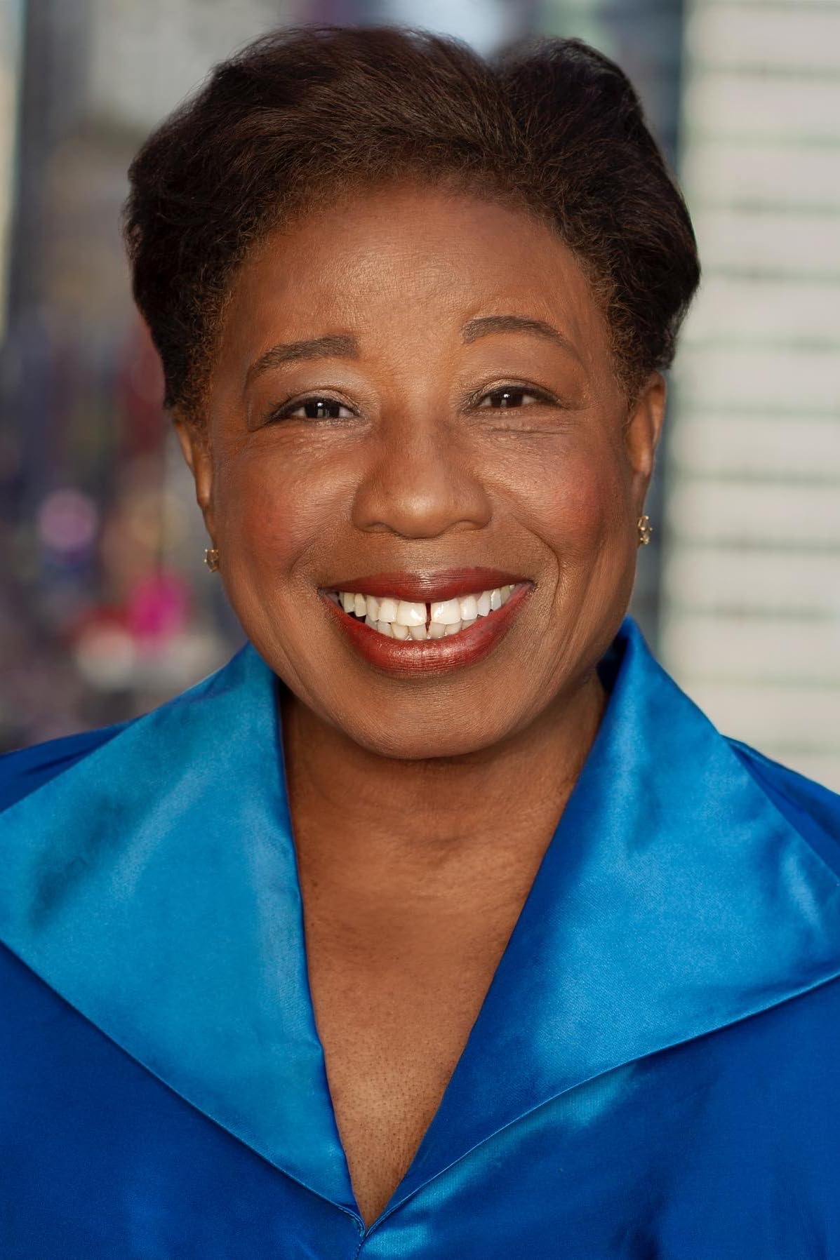 actor Roetta-Lee Smith large photo