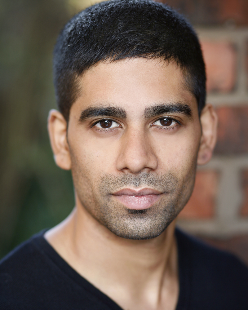 actor Darren Kuppan large photo